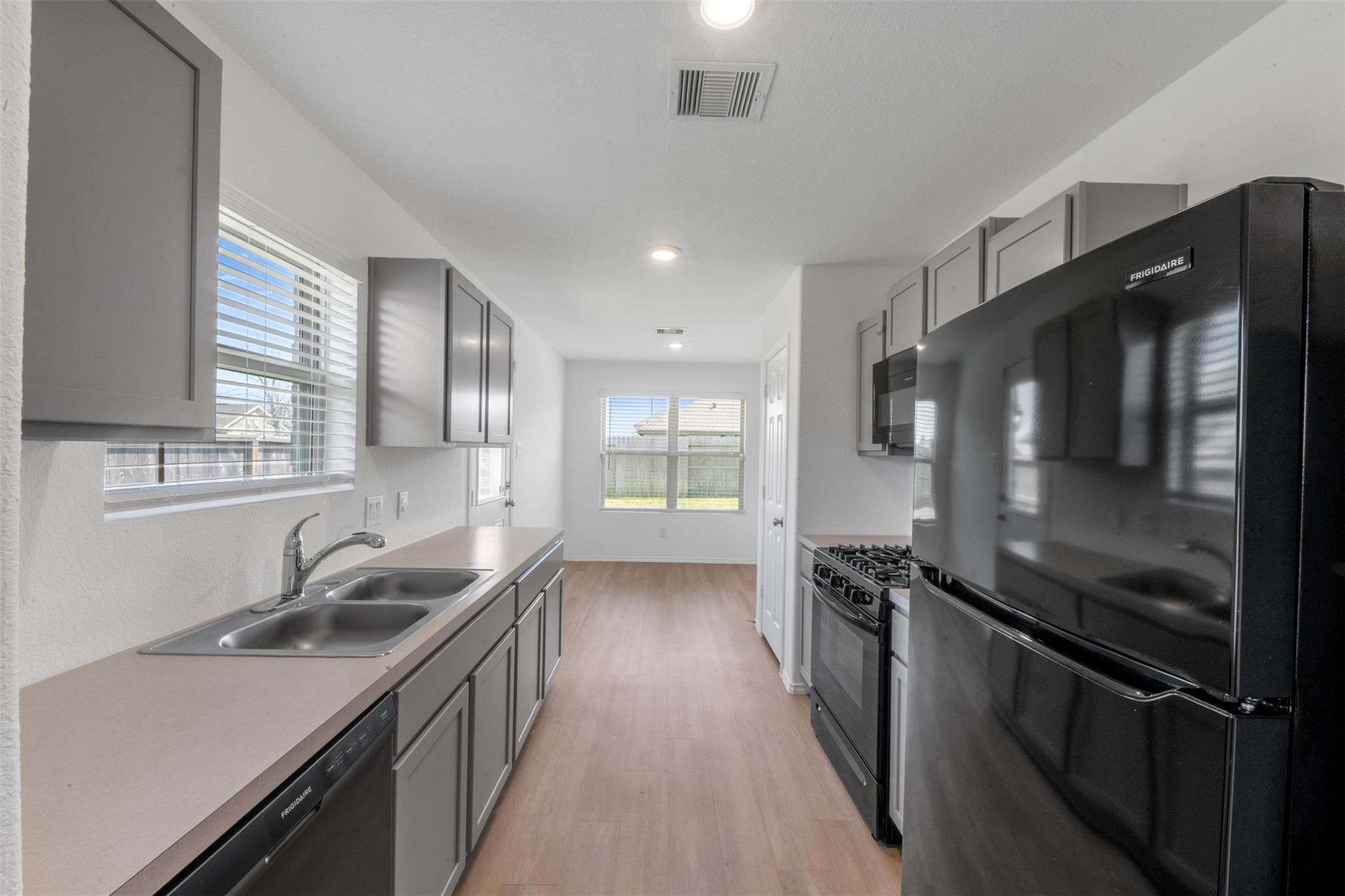 14506 Broadbury Pond Road