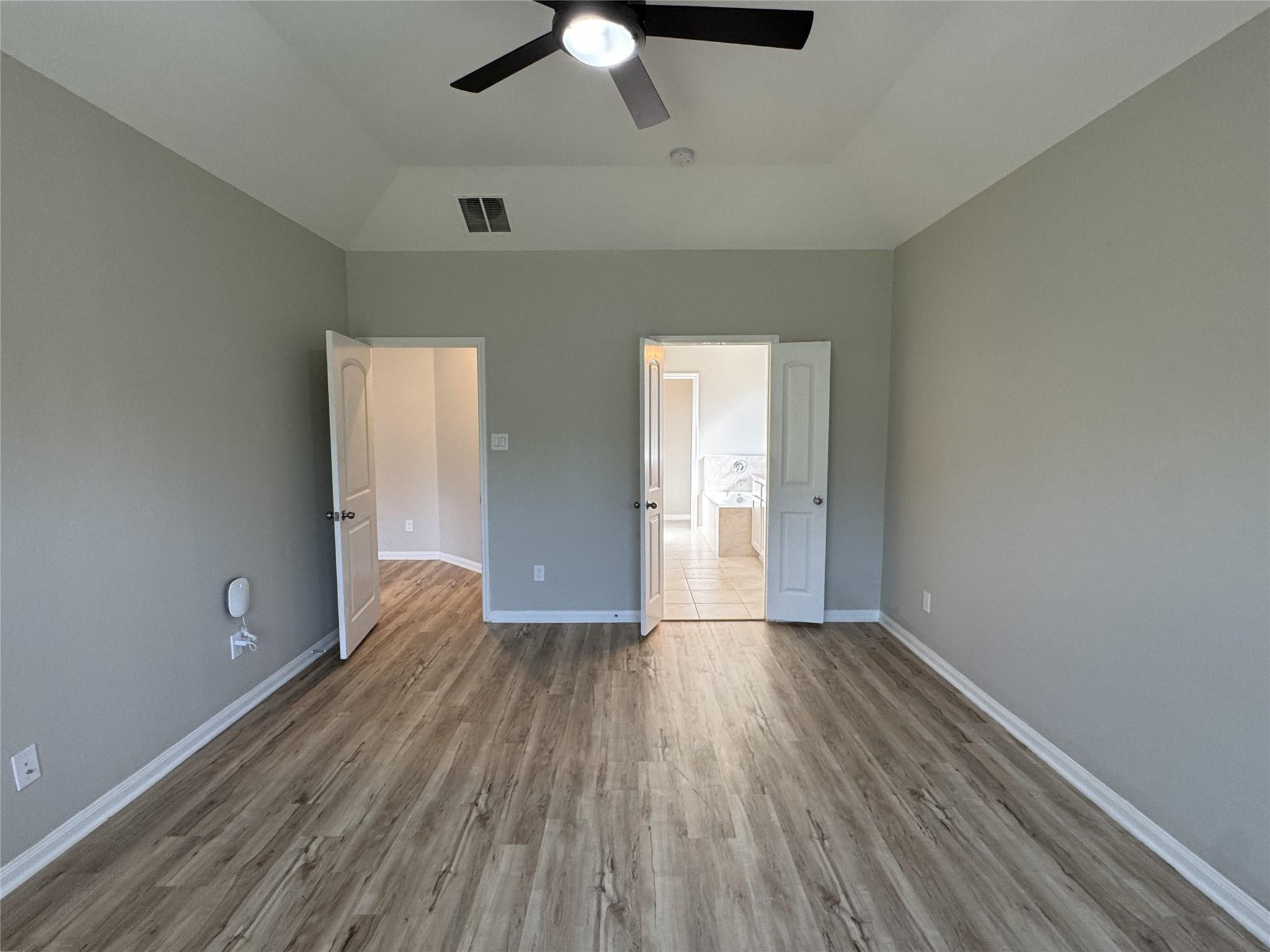 15064 Meadow Glen N