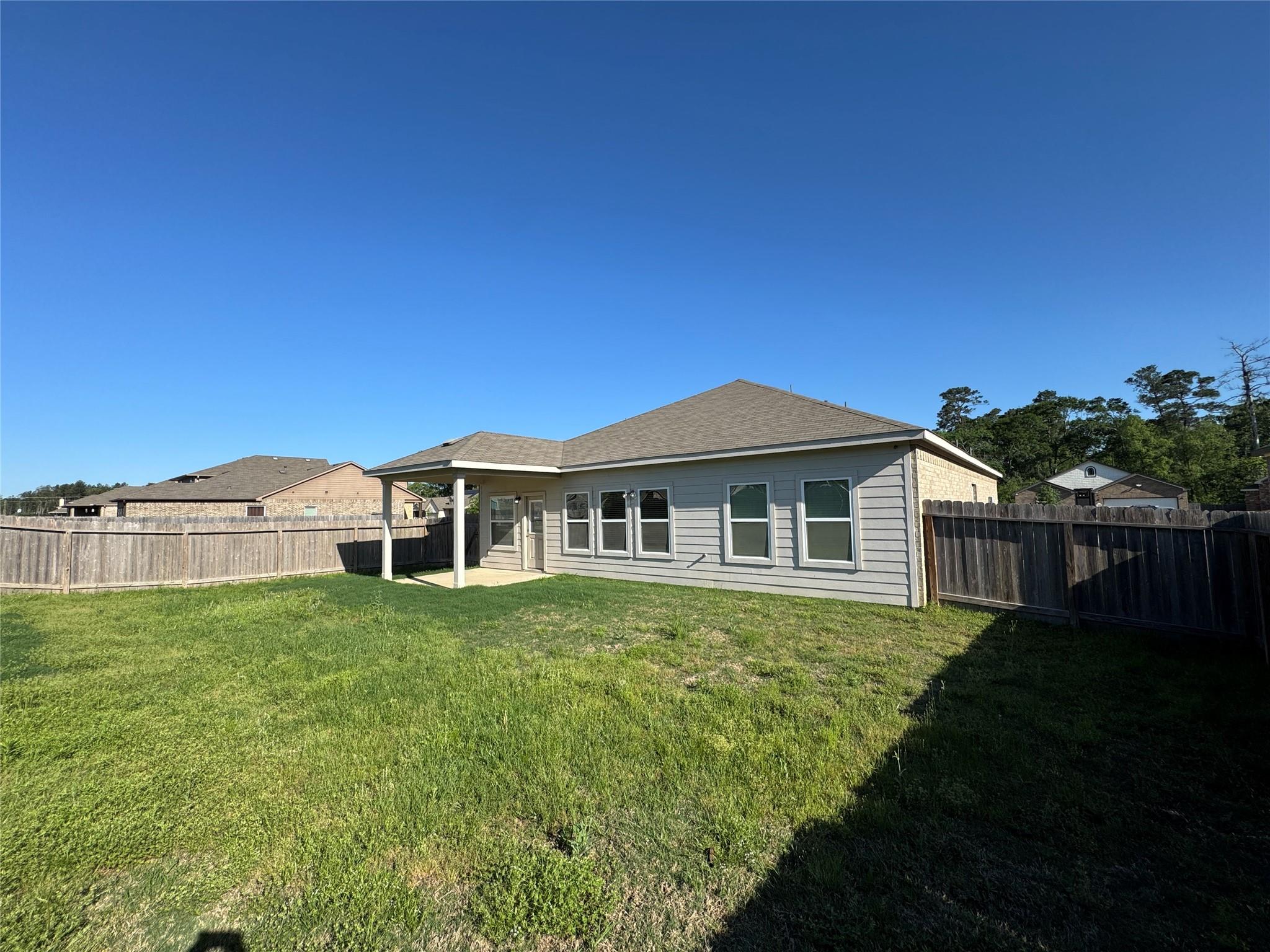15064 Meadow Glen N