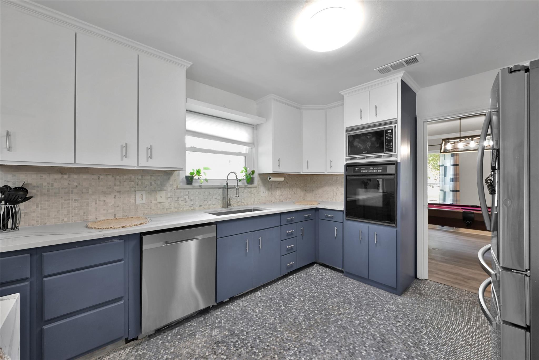 1723 Wagon Gap Trail