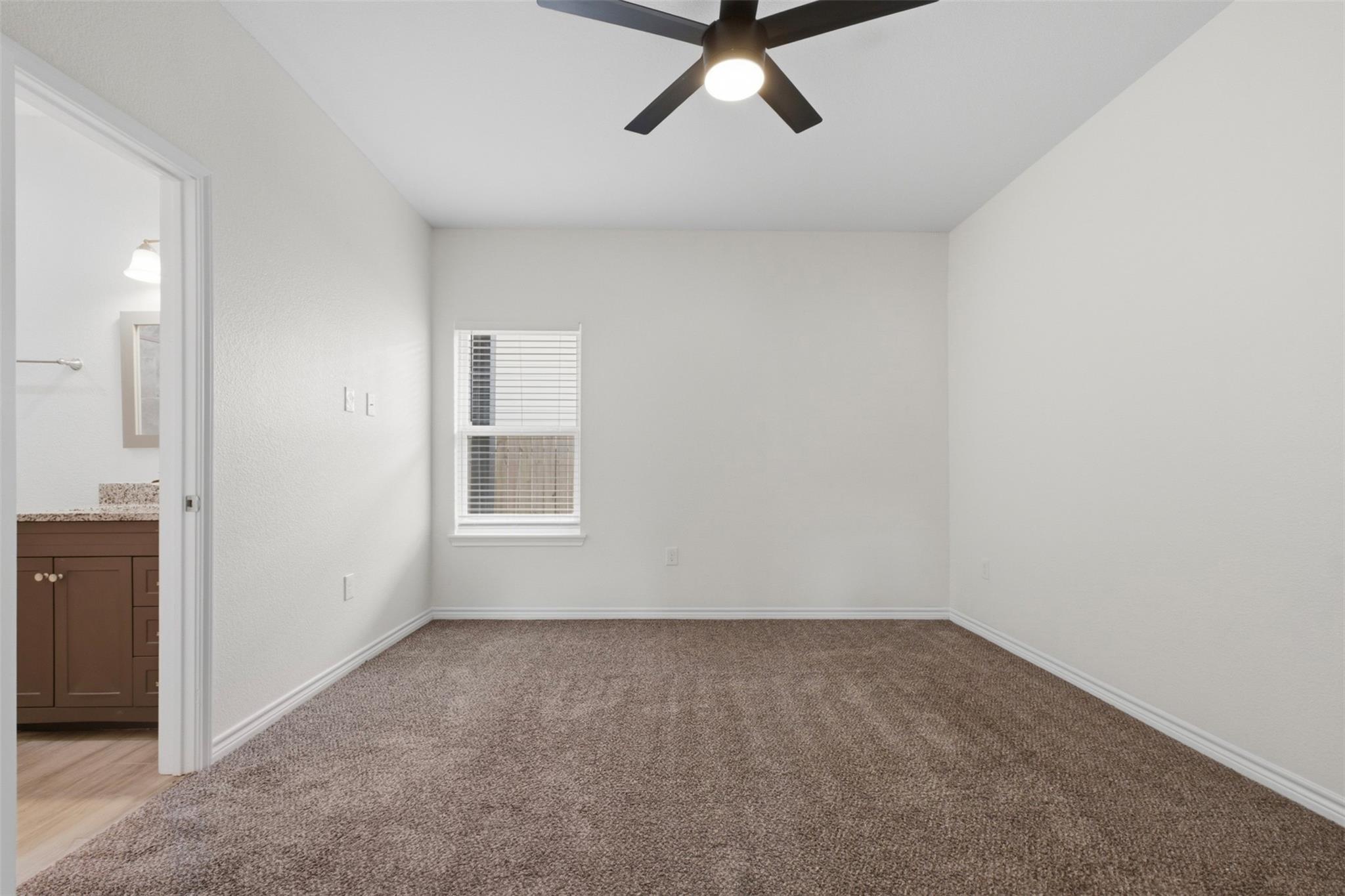 16709 Meadowcroft