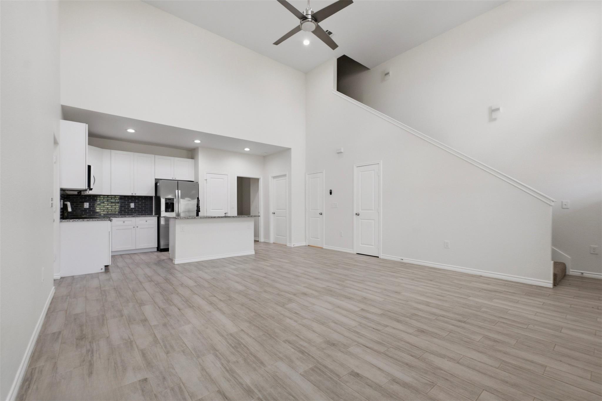 16709 Meadowcroft