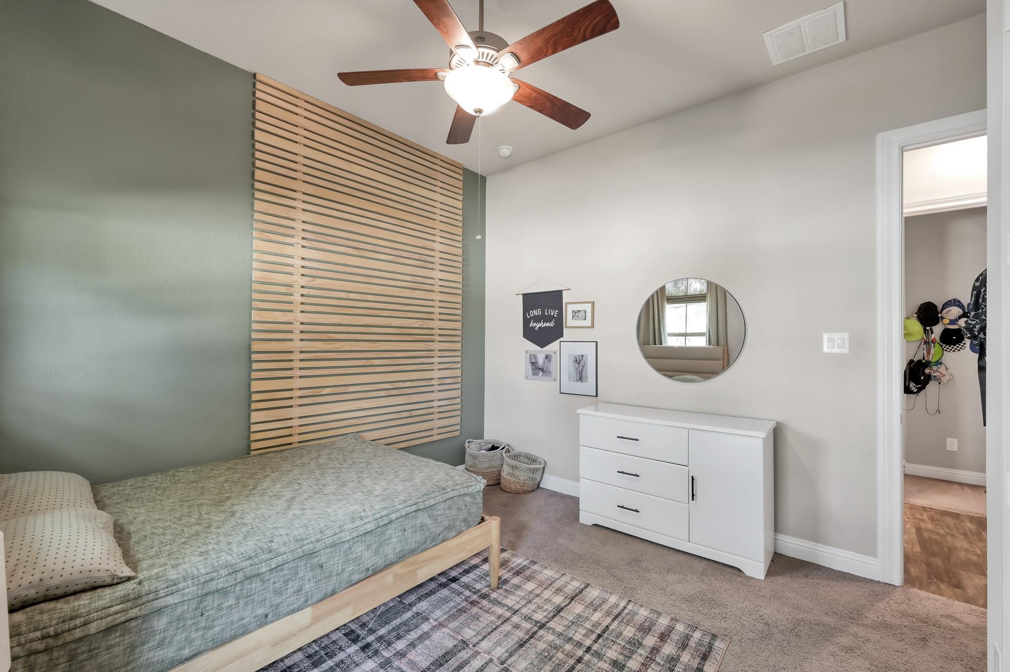 4273 Grand Oaks Wind