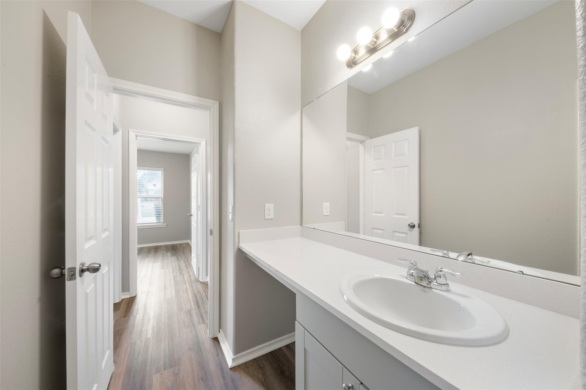 175 Courageous Side Way