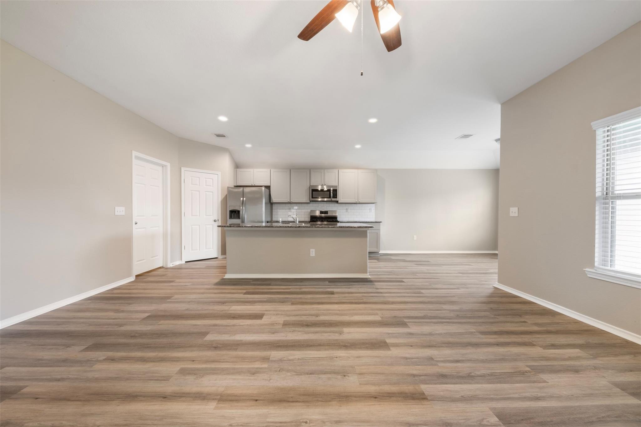 175 Courageous Side Way