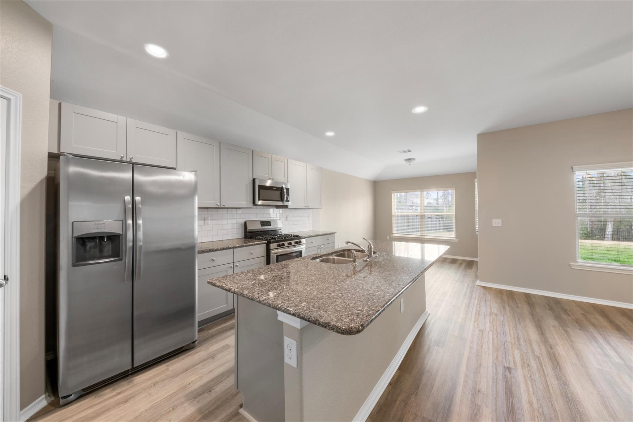 175 Courageous Side Way