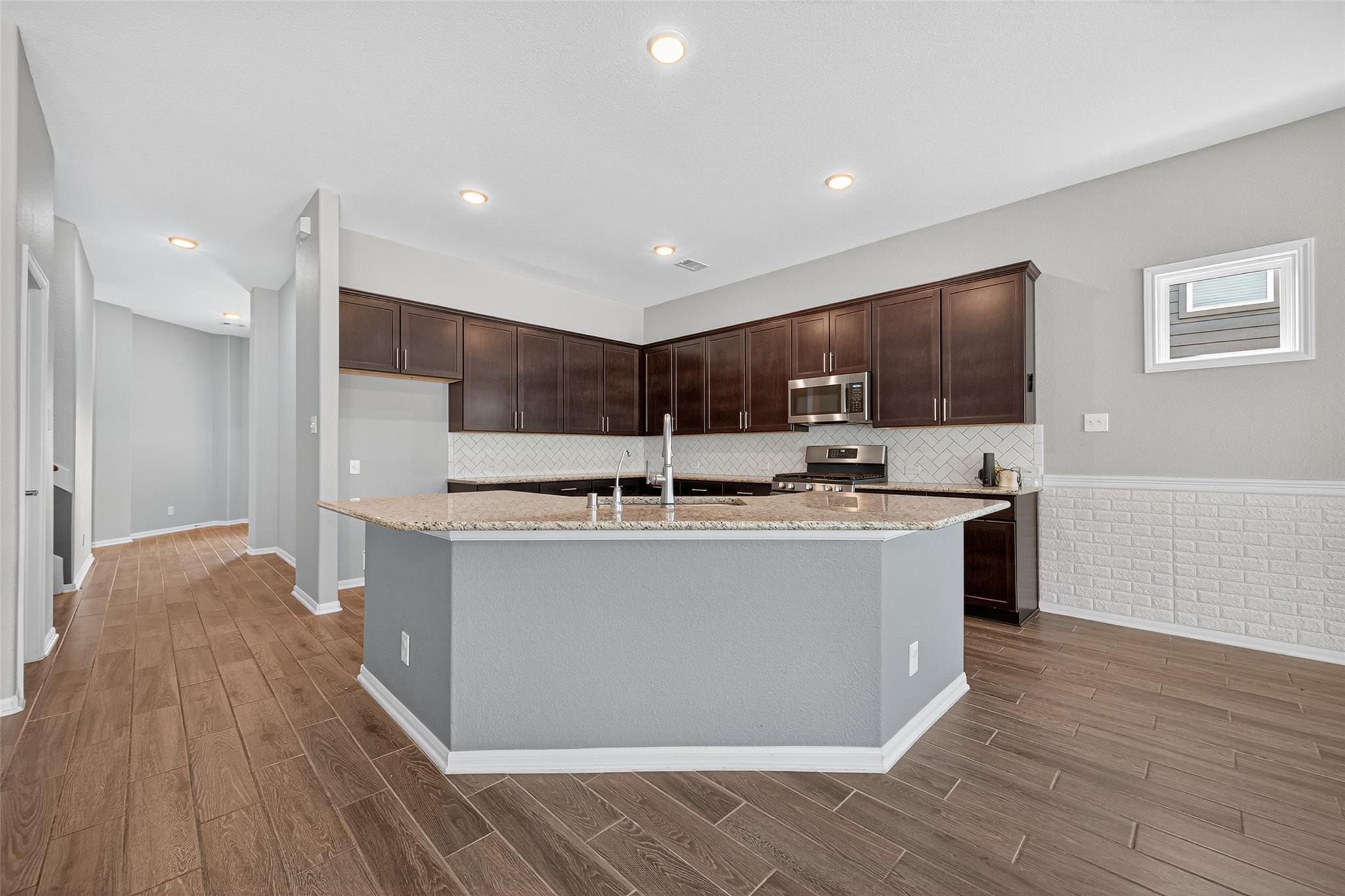 1312 Mainland Shores Lane