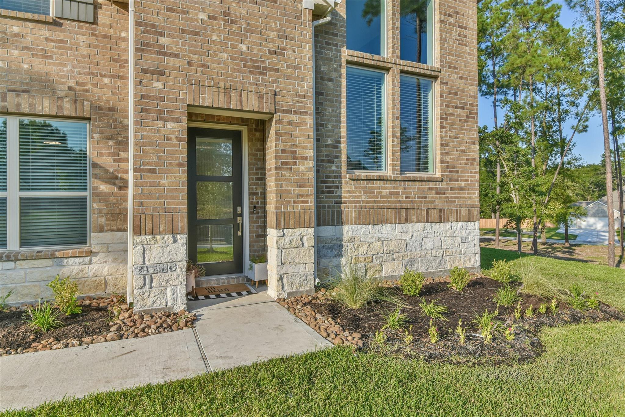 102 Whelan Lane