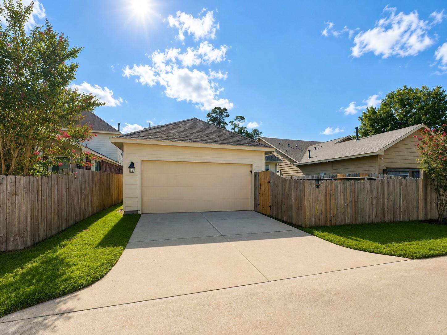 17207 Mitchell Pass Lane