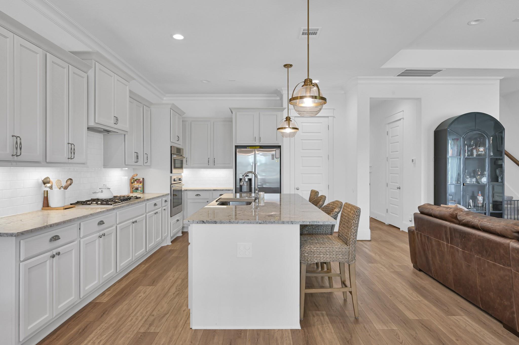 2333 Goldenglade Drive