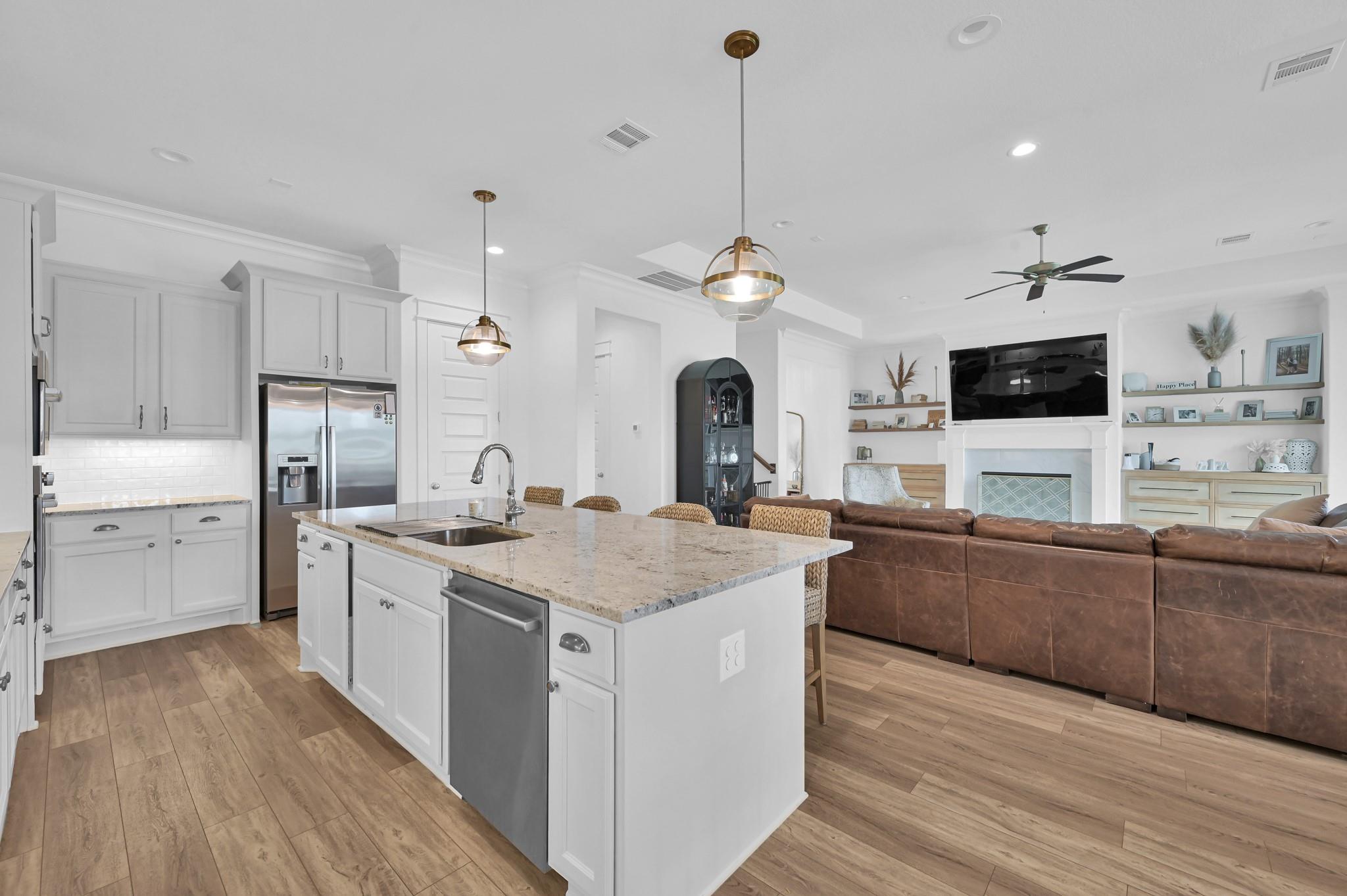 2333 Goldenglade Drive