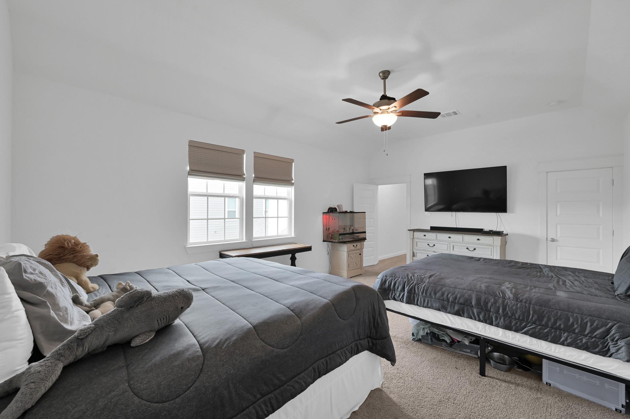 2333 Goldenglade Drive