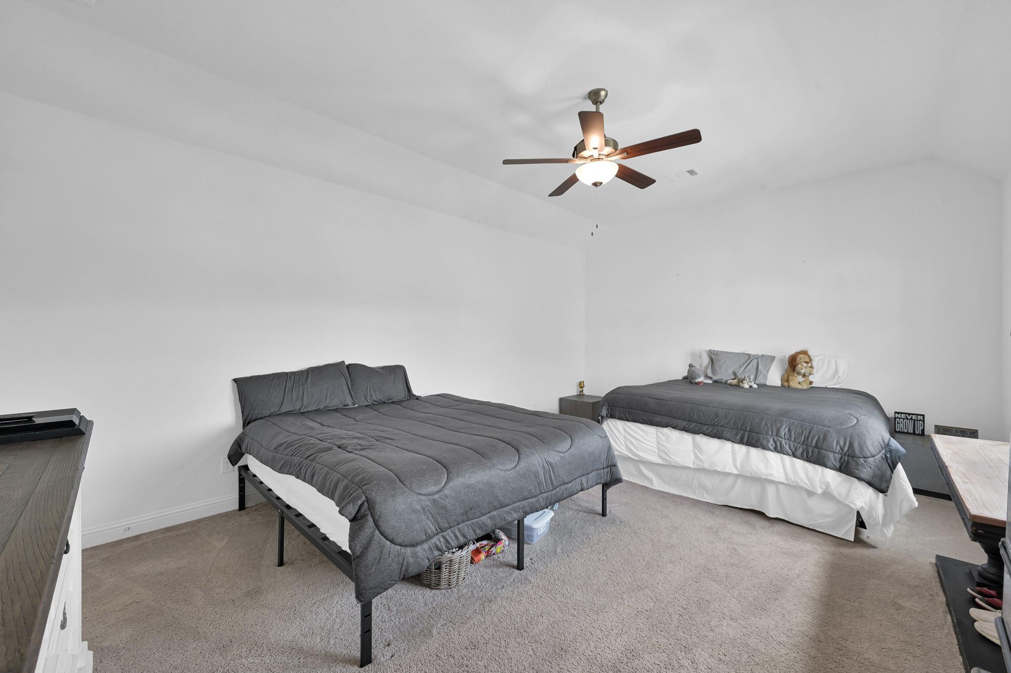 2333 Goldenglade Drive