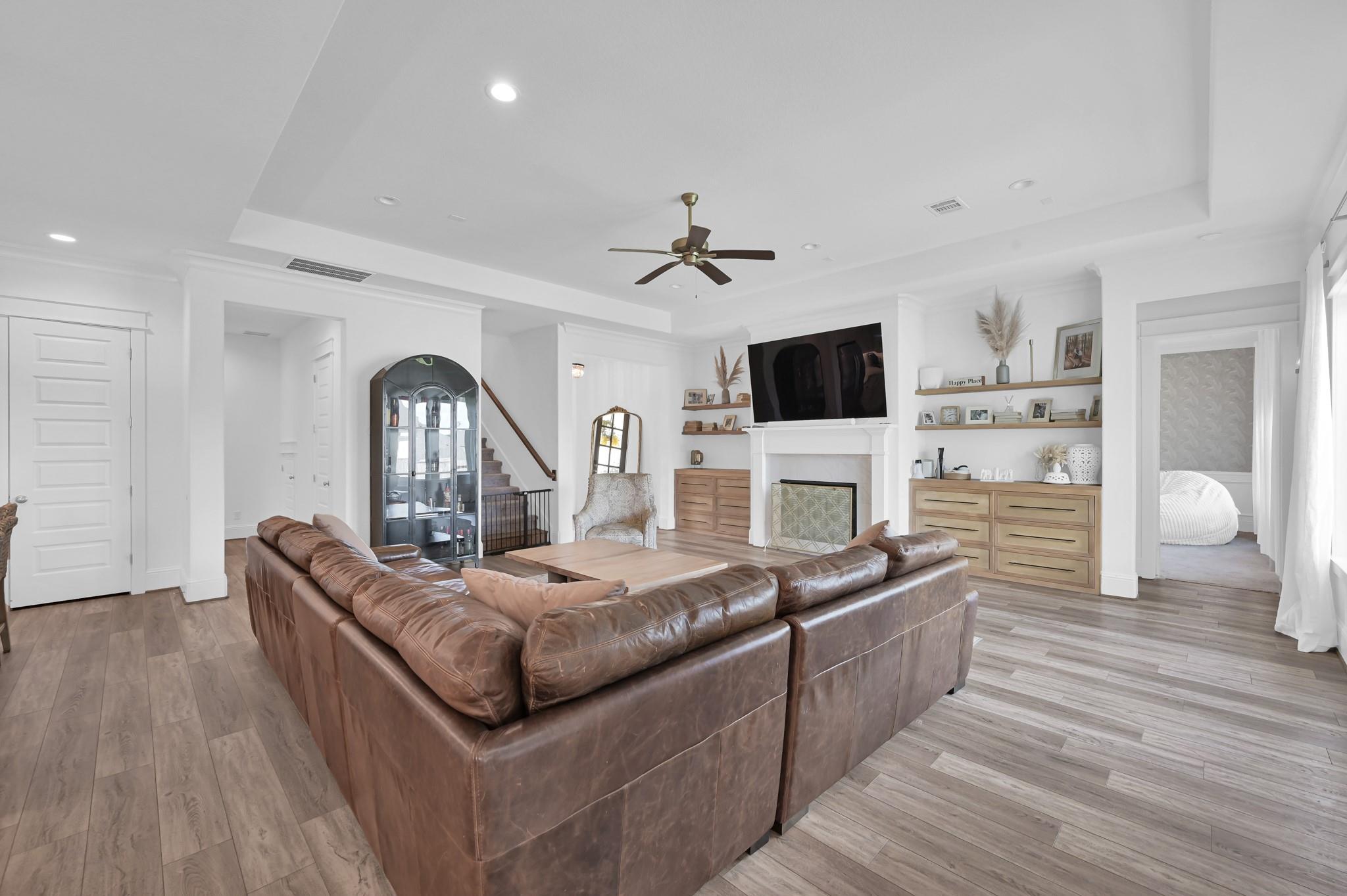 2333 Goldenglade Drive