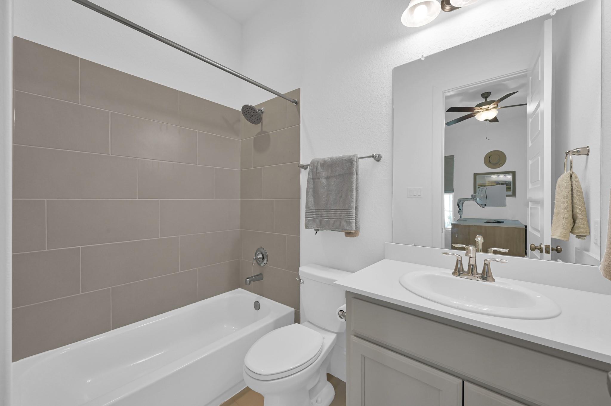 2333 Goldenglade Drive