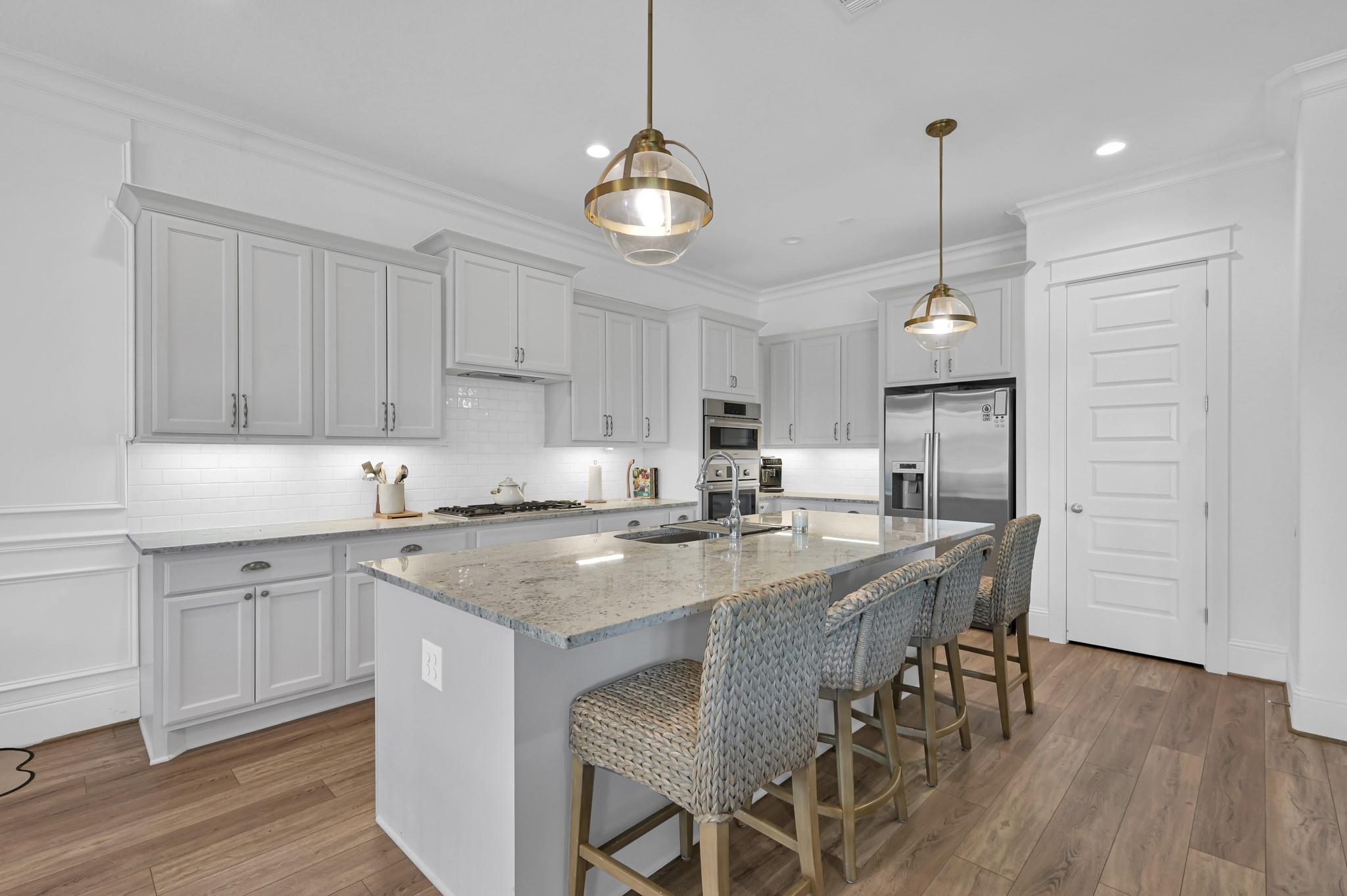 2333 Goldenglade Drive