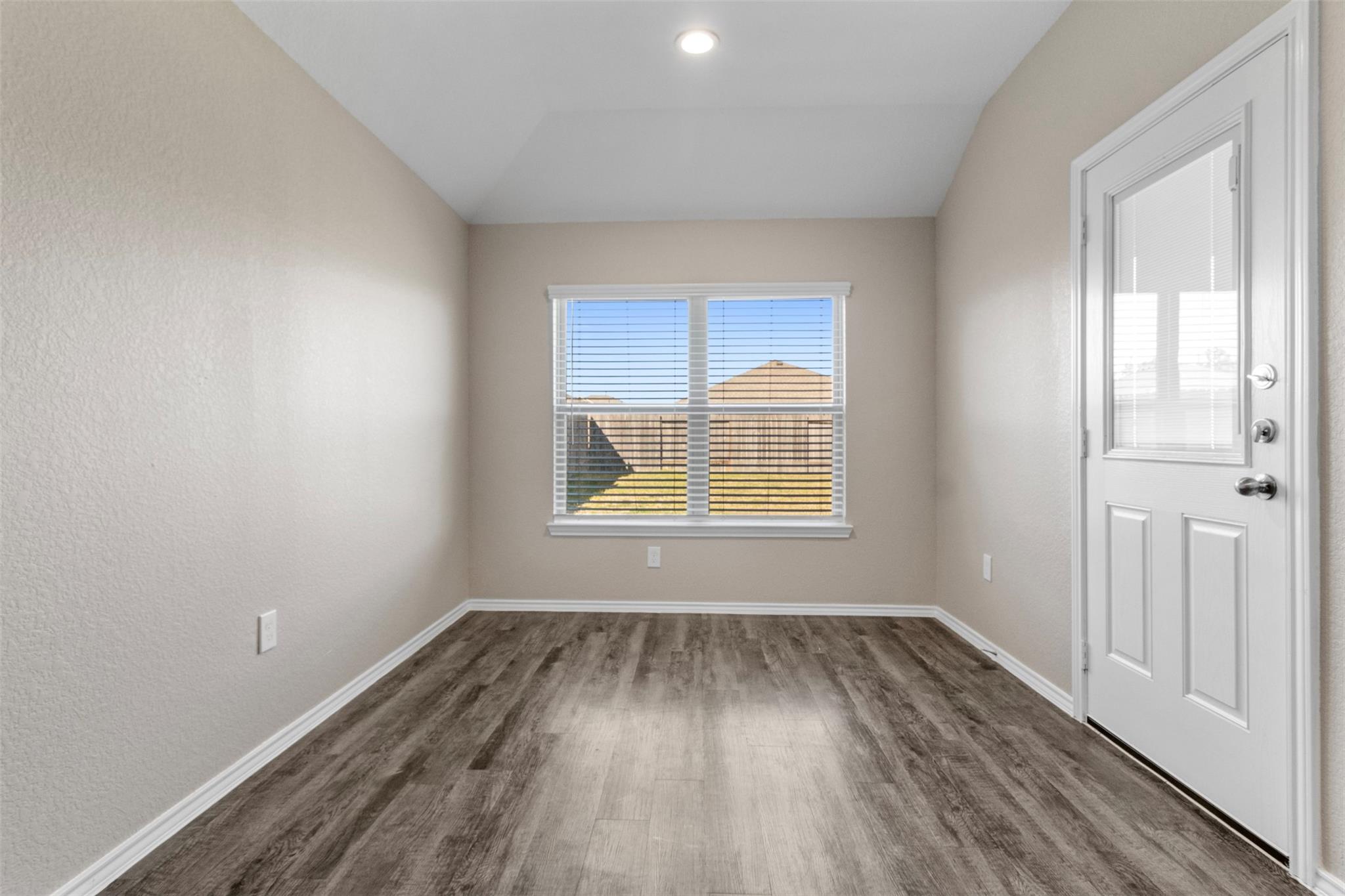 20723 Southern Woods Drive