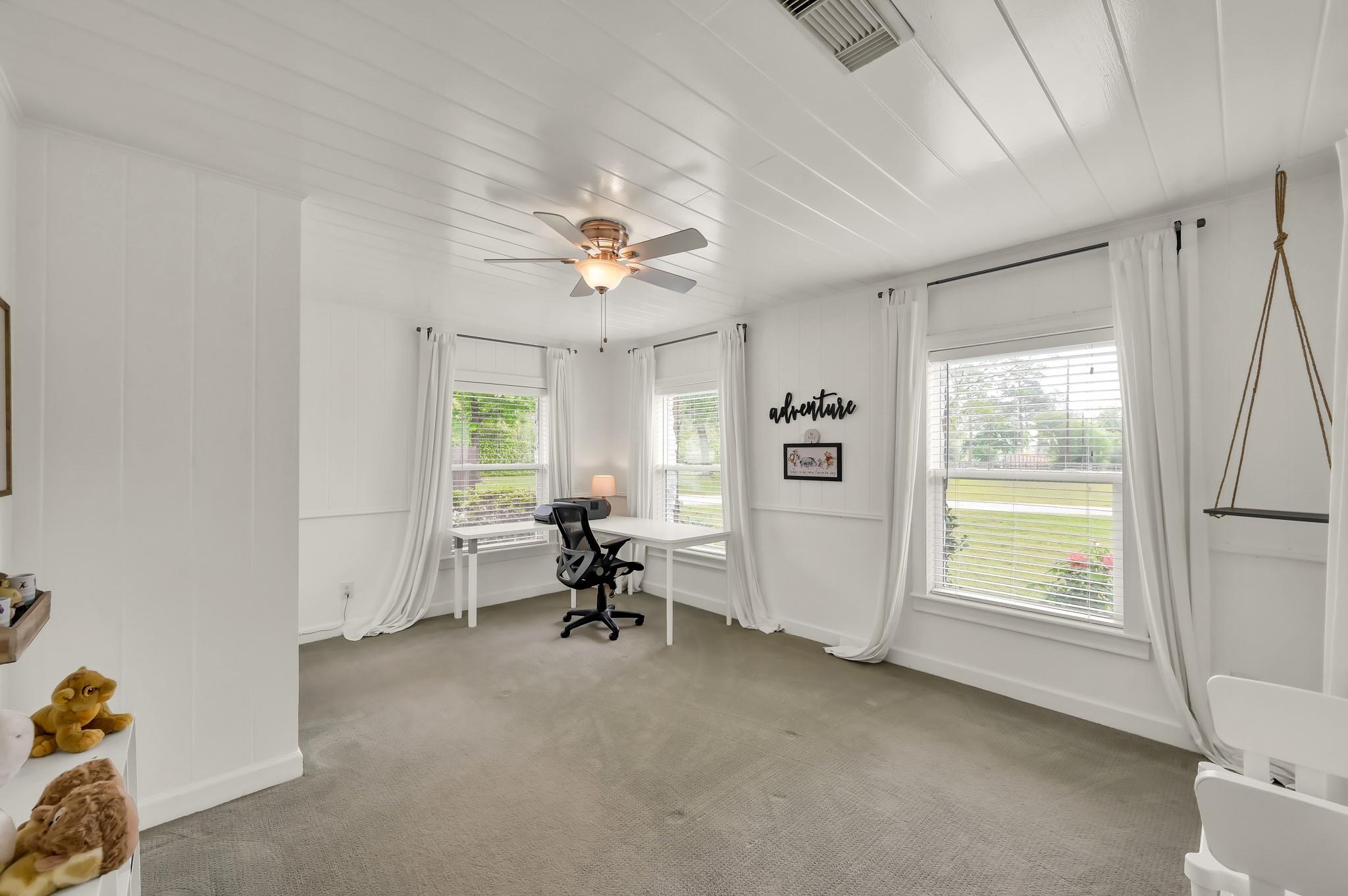 40323 Community Road