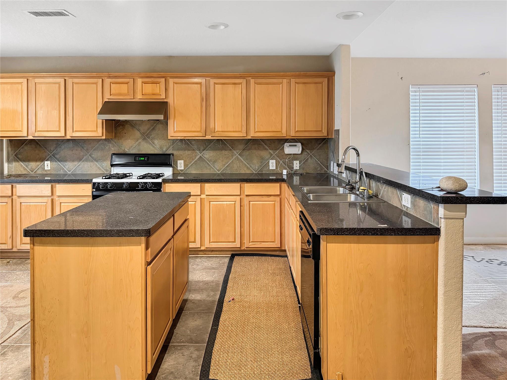 14 S Bristol Gate Place