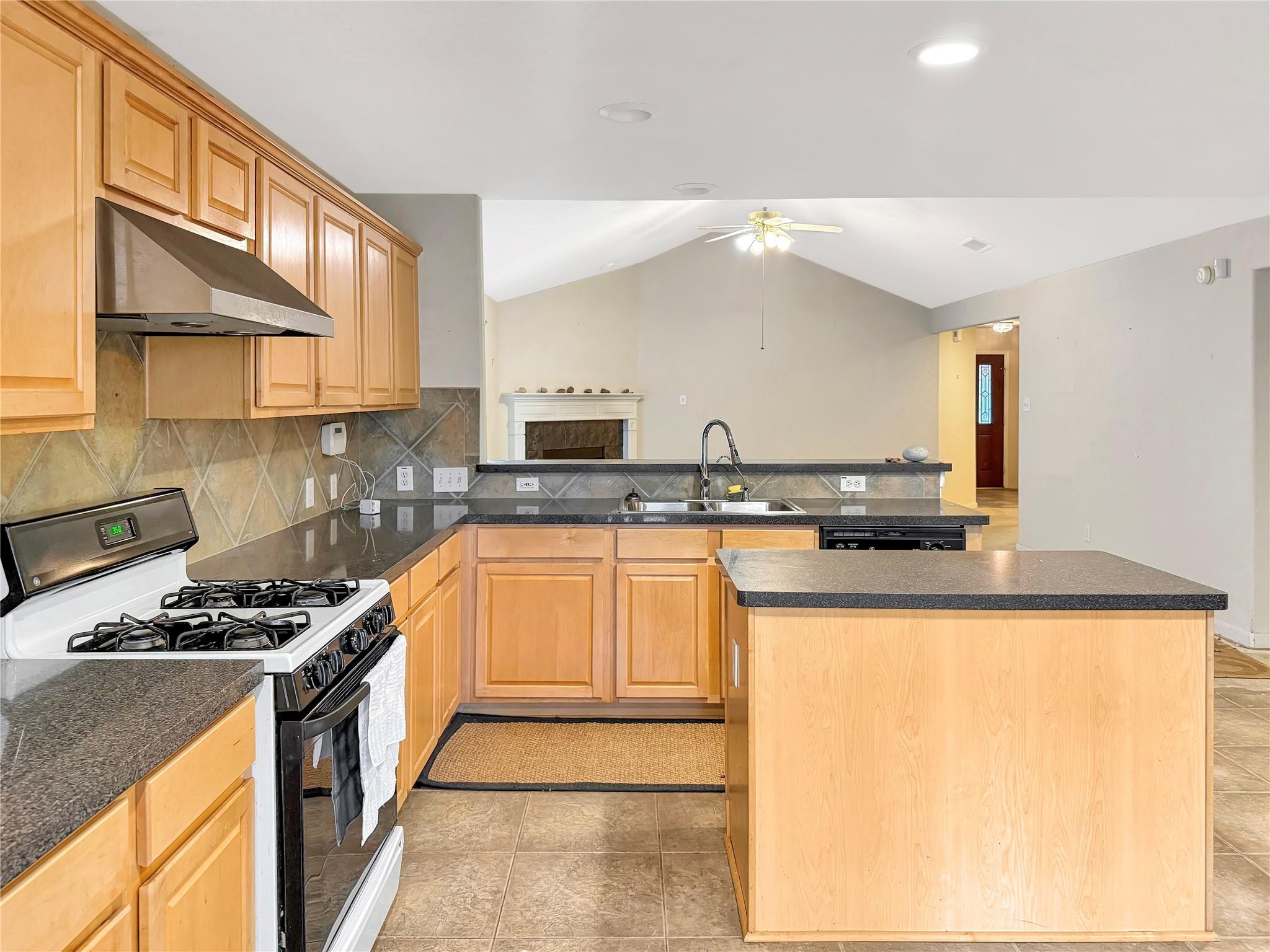 14 S Bristol Gate Place