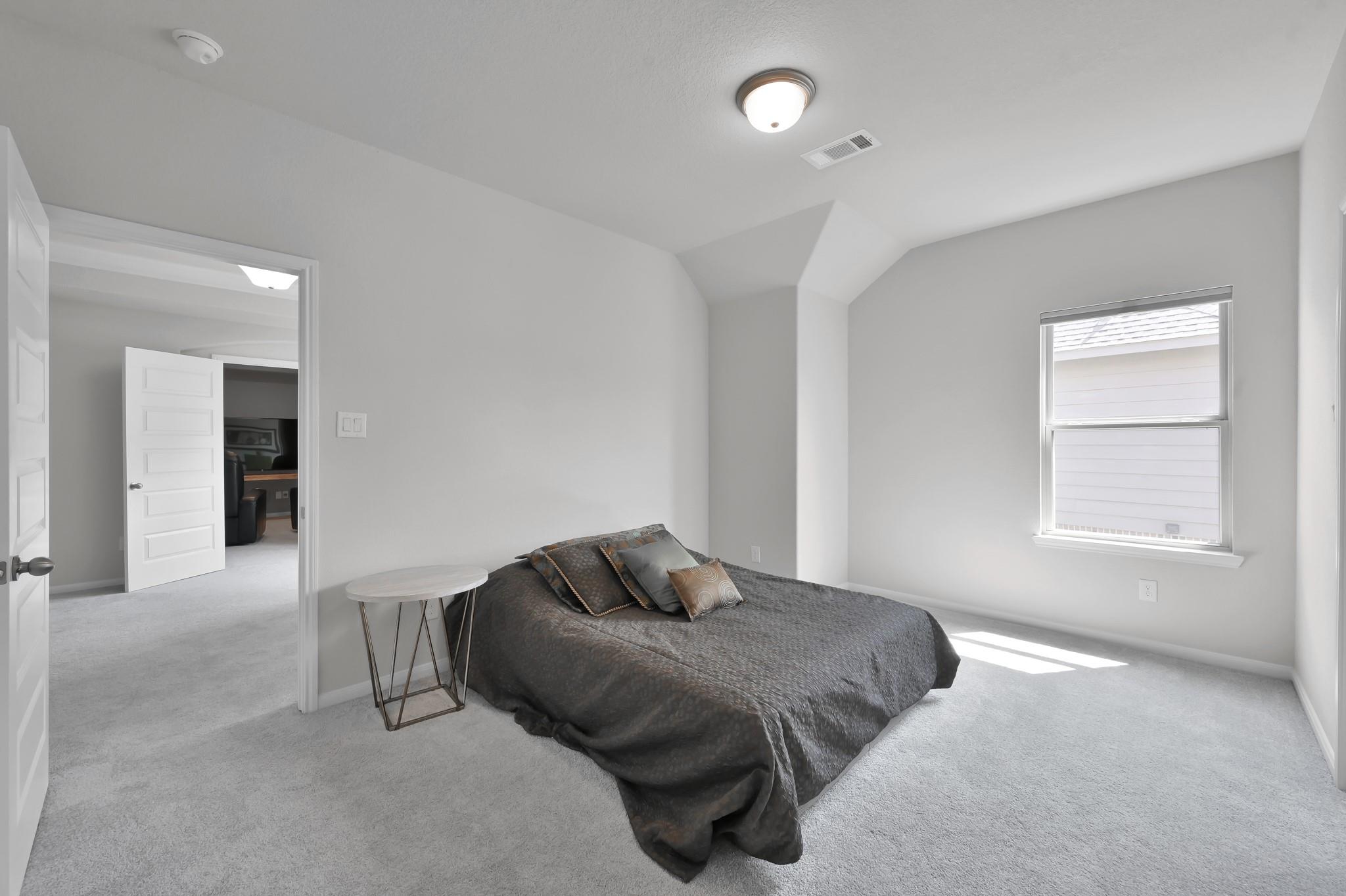 503 Woodsy Pine Court