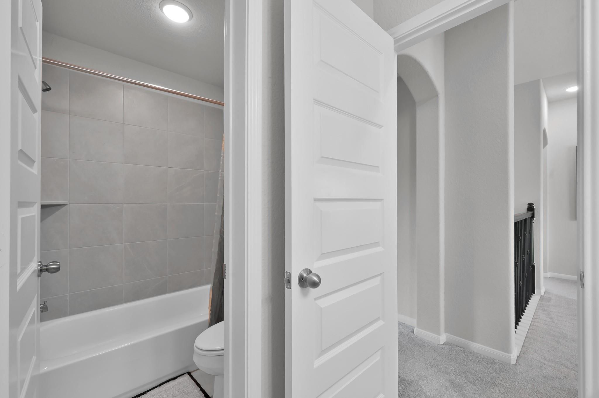 503 Woodsy Pine Court