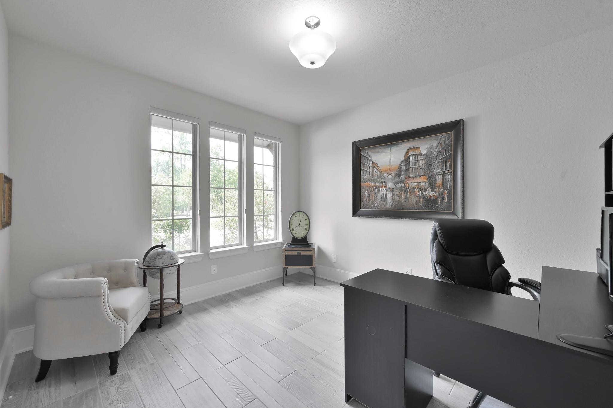 503 Woodsy Pine Court