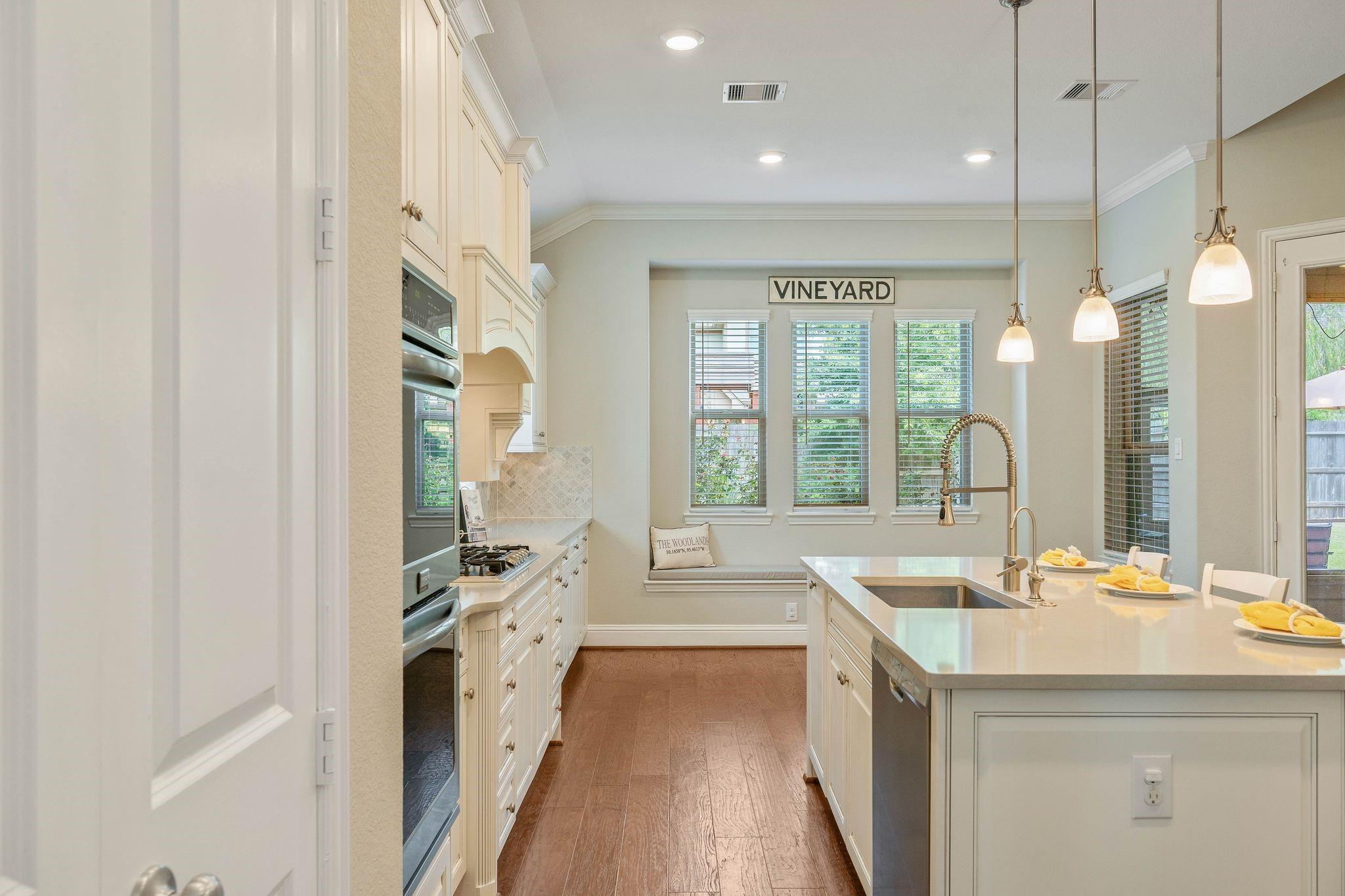 8910 Stonebriar Creek Crossing