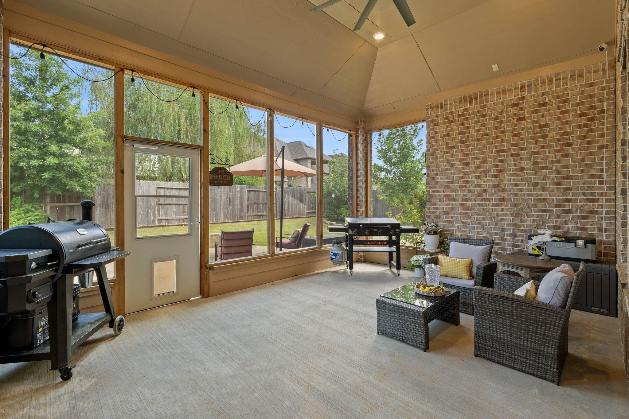 8910 Stonebriar Creek Crossing