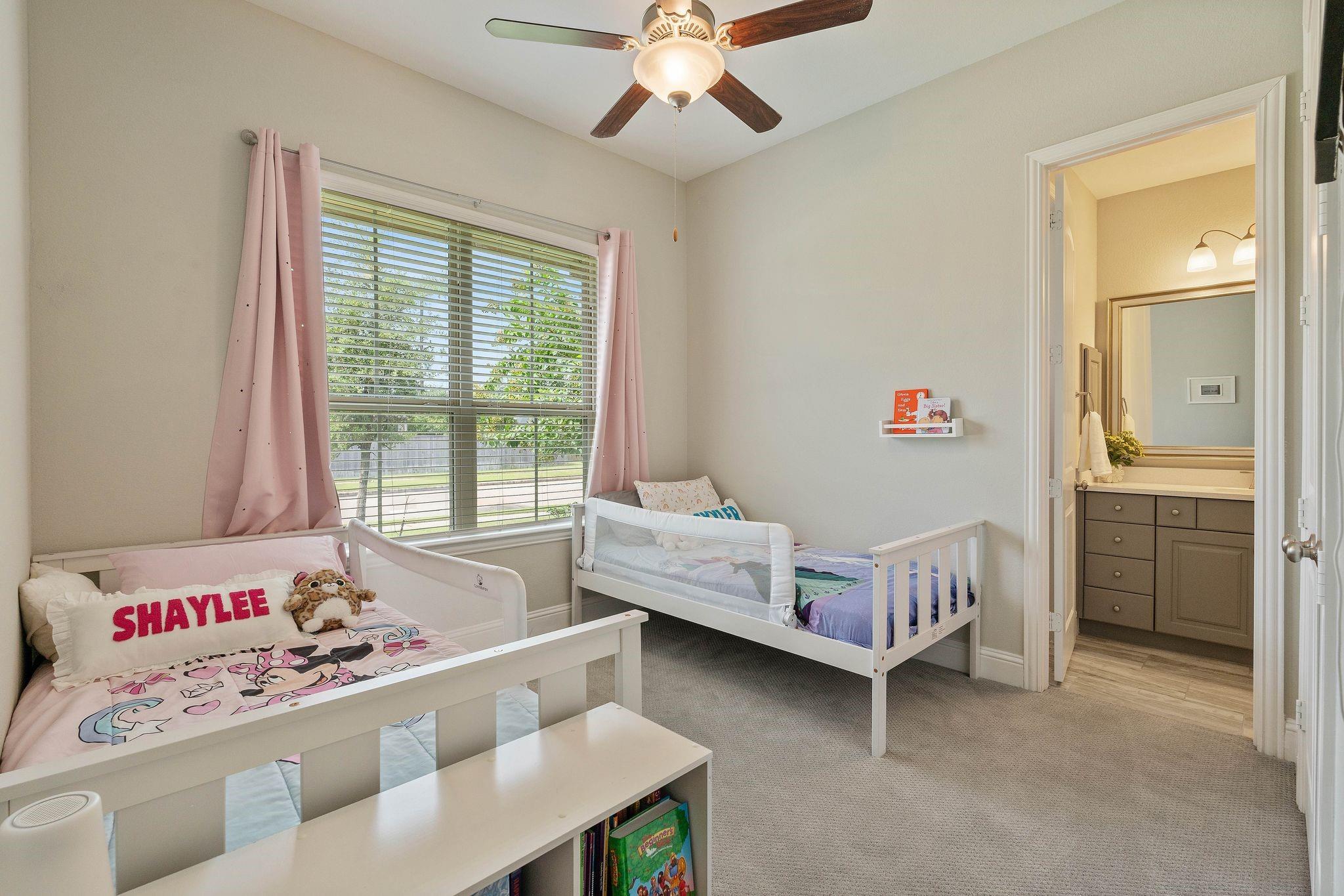 8910 Stonebriar Creek Crossing