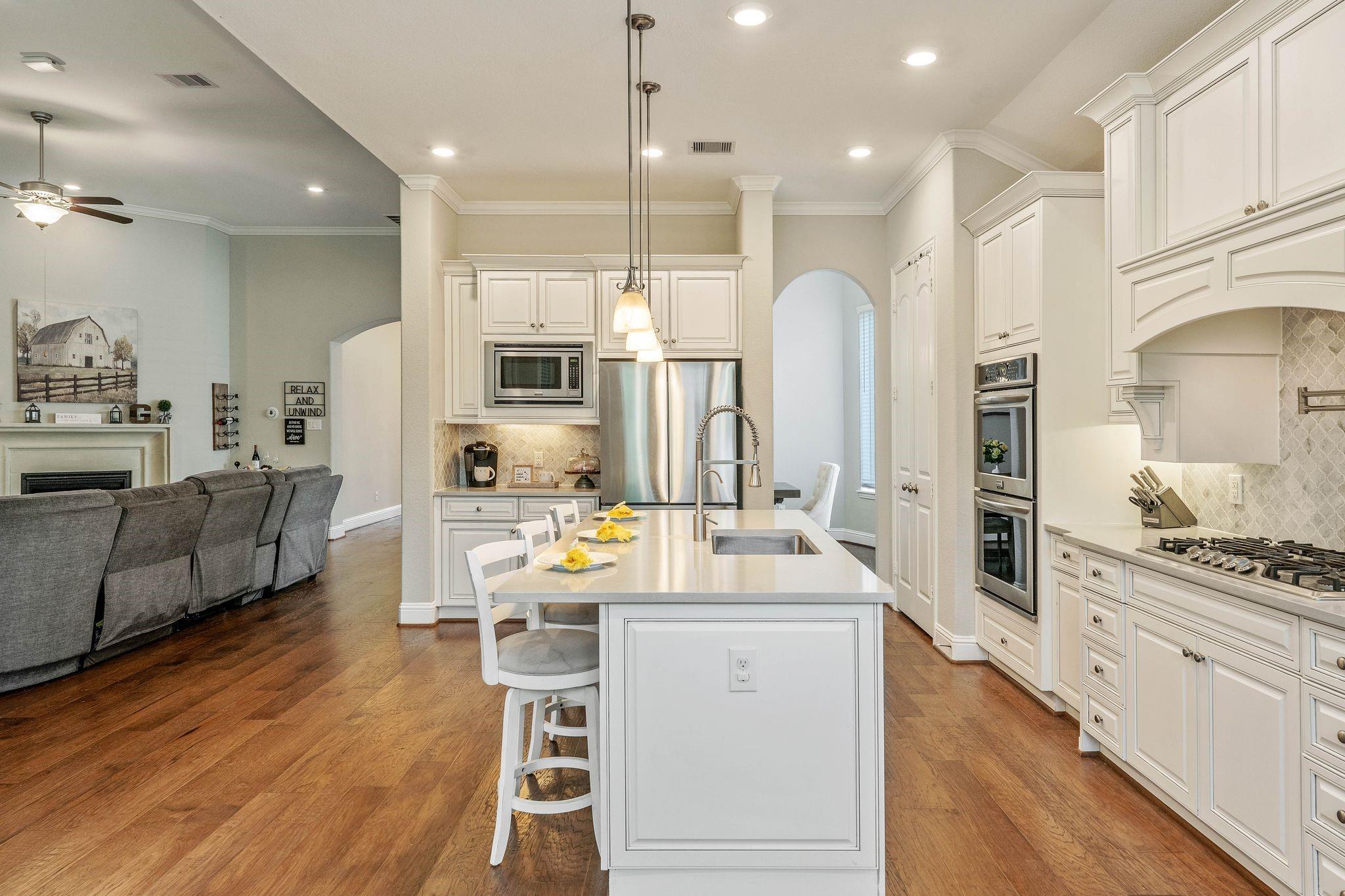 8910 Stonebriar Creek Crossing