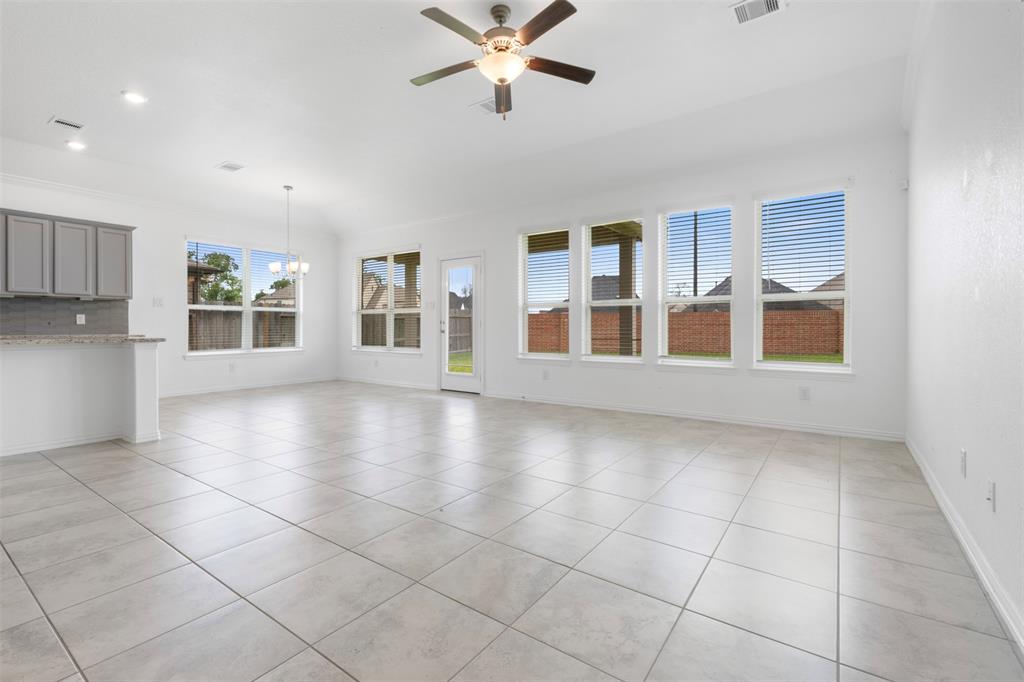 1506 Country Air Lane