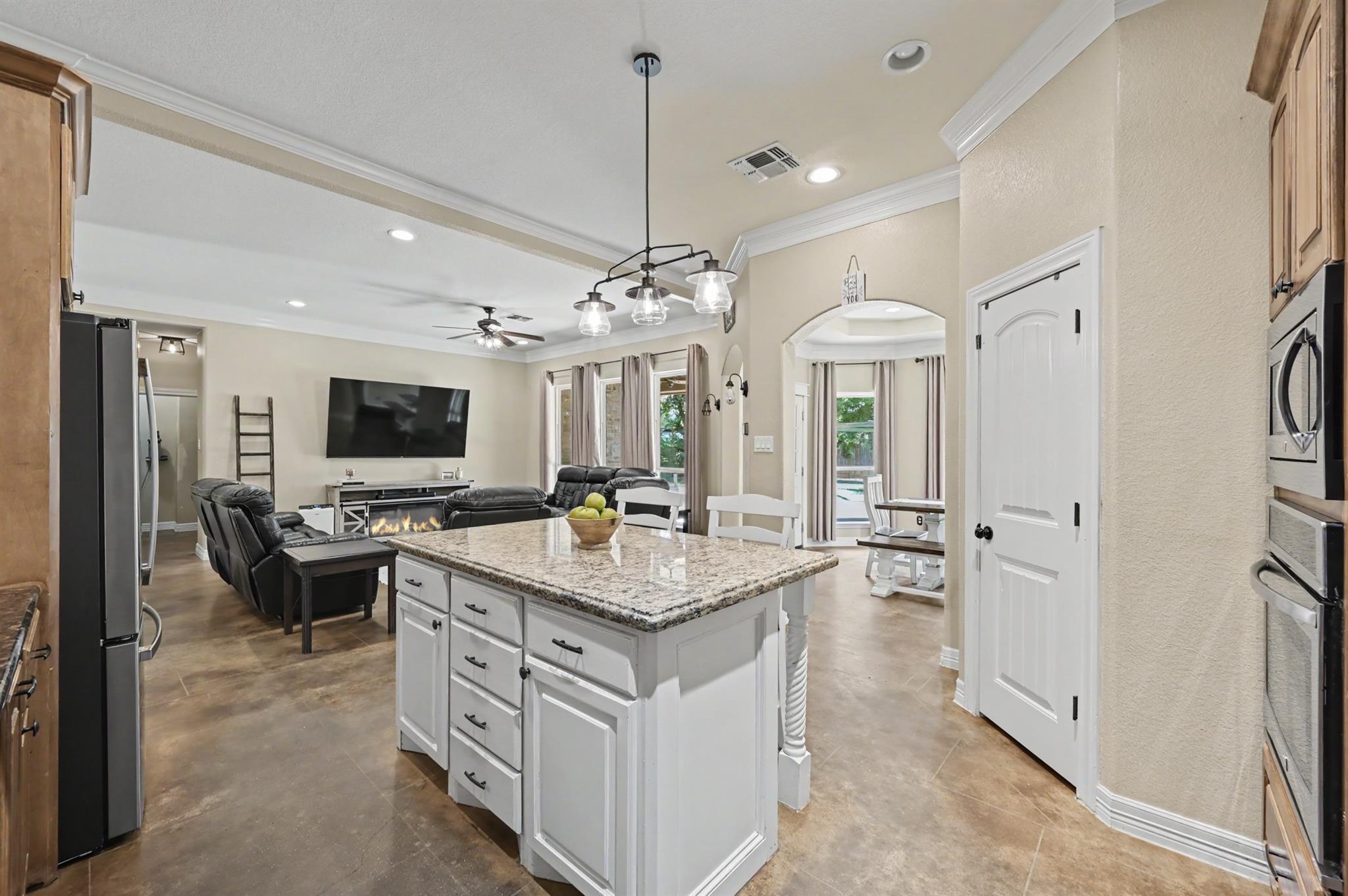 615 Weisinger Drive