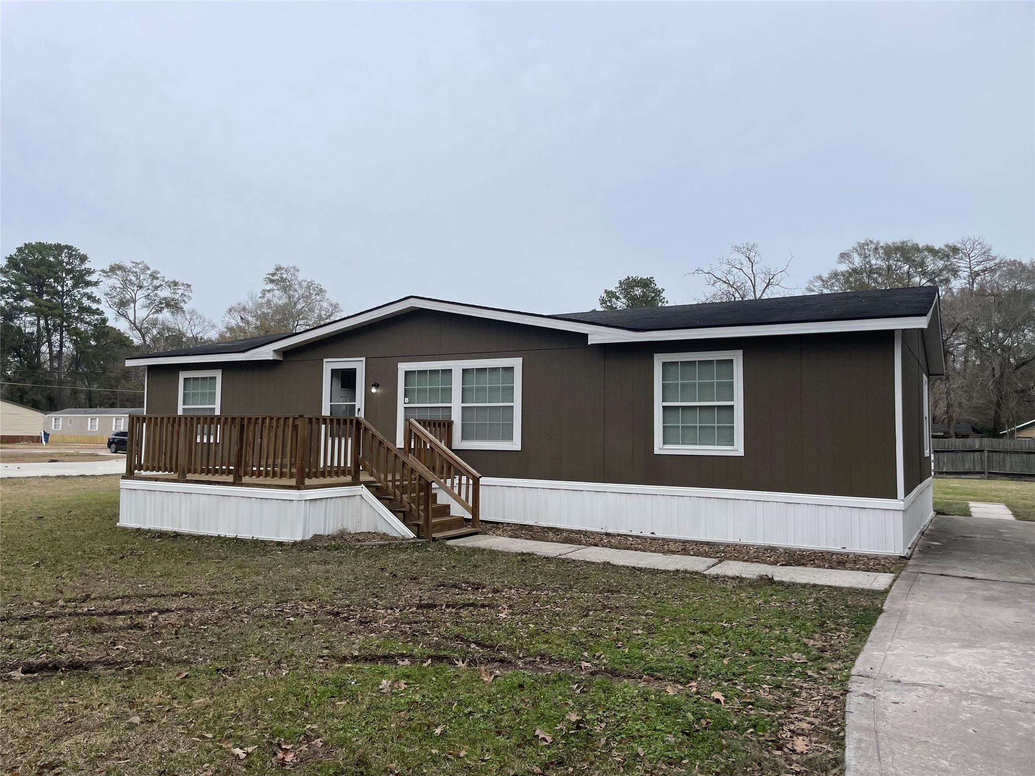 15661 Deer Glen Lane