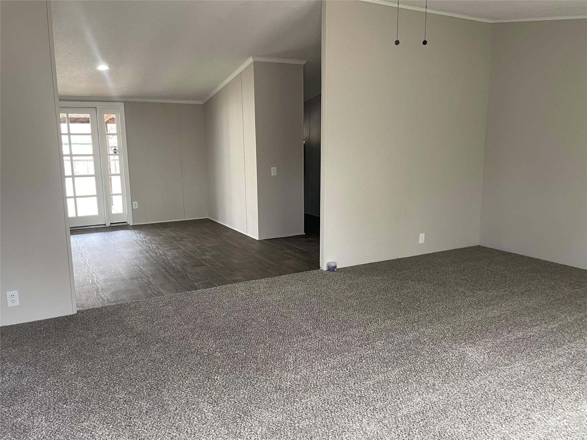 15661 Deer Glen Lane