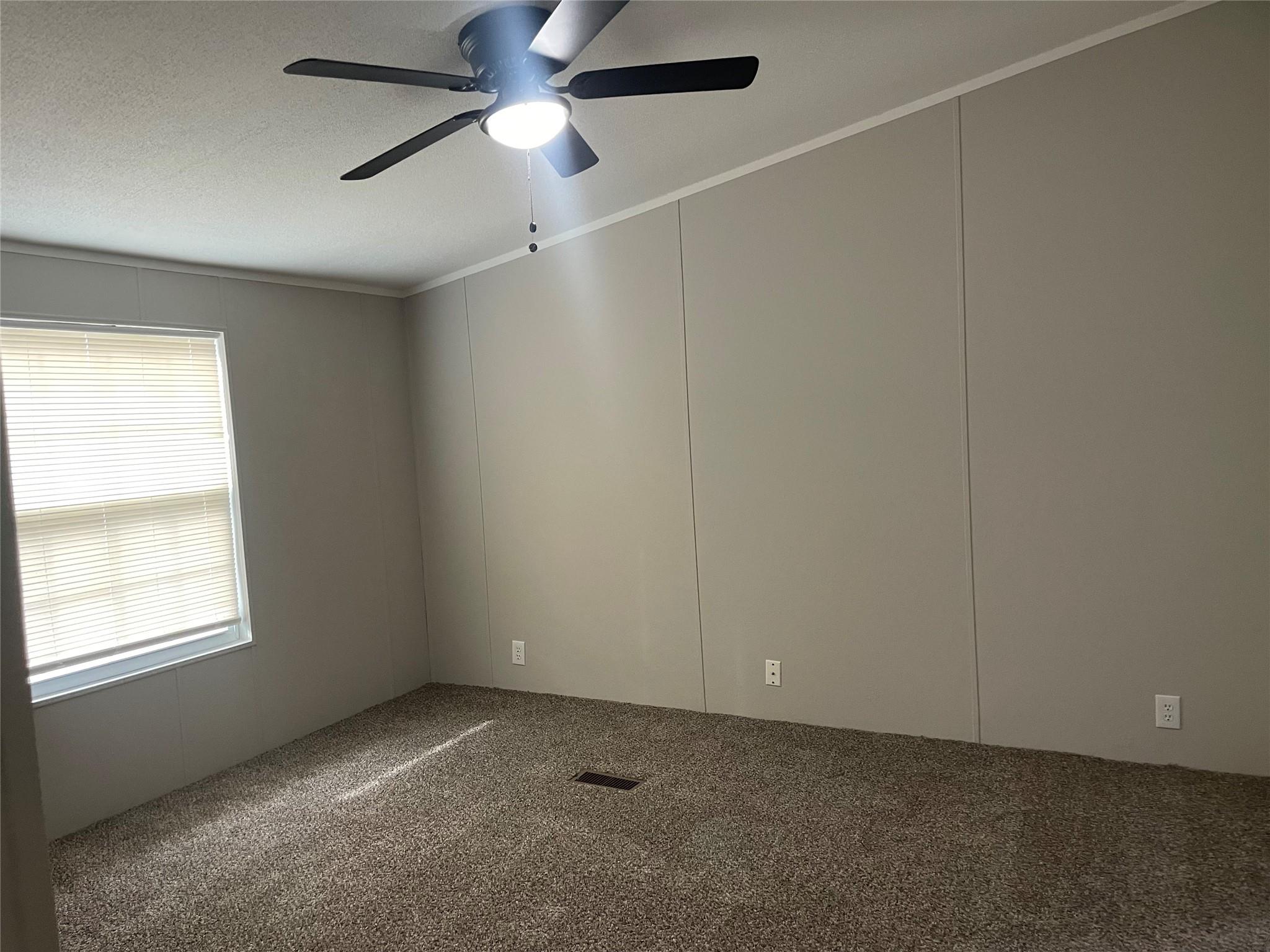 15661 Deer Glen Lane