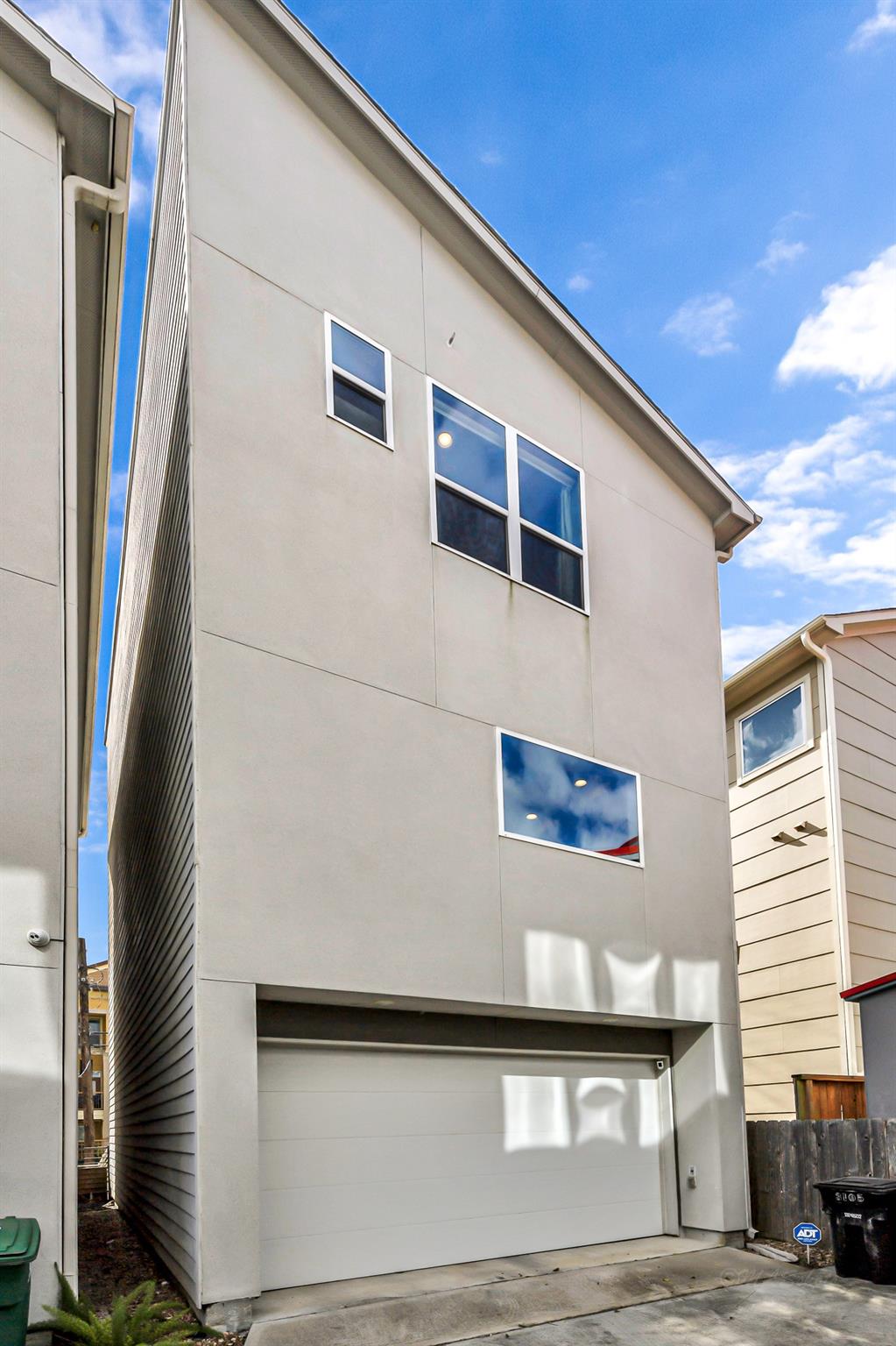 3105 Gillespie Street