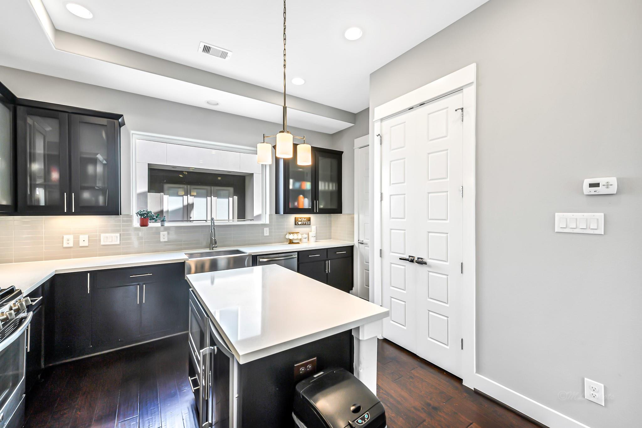 3105 Gillespie Street