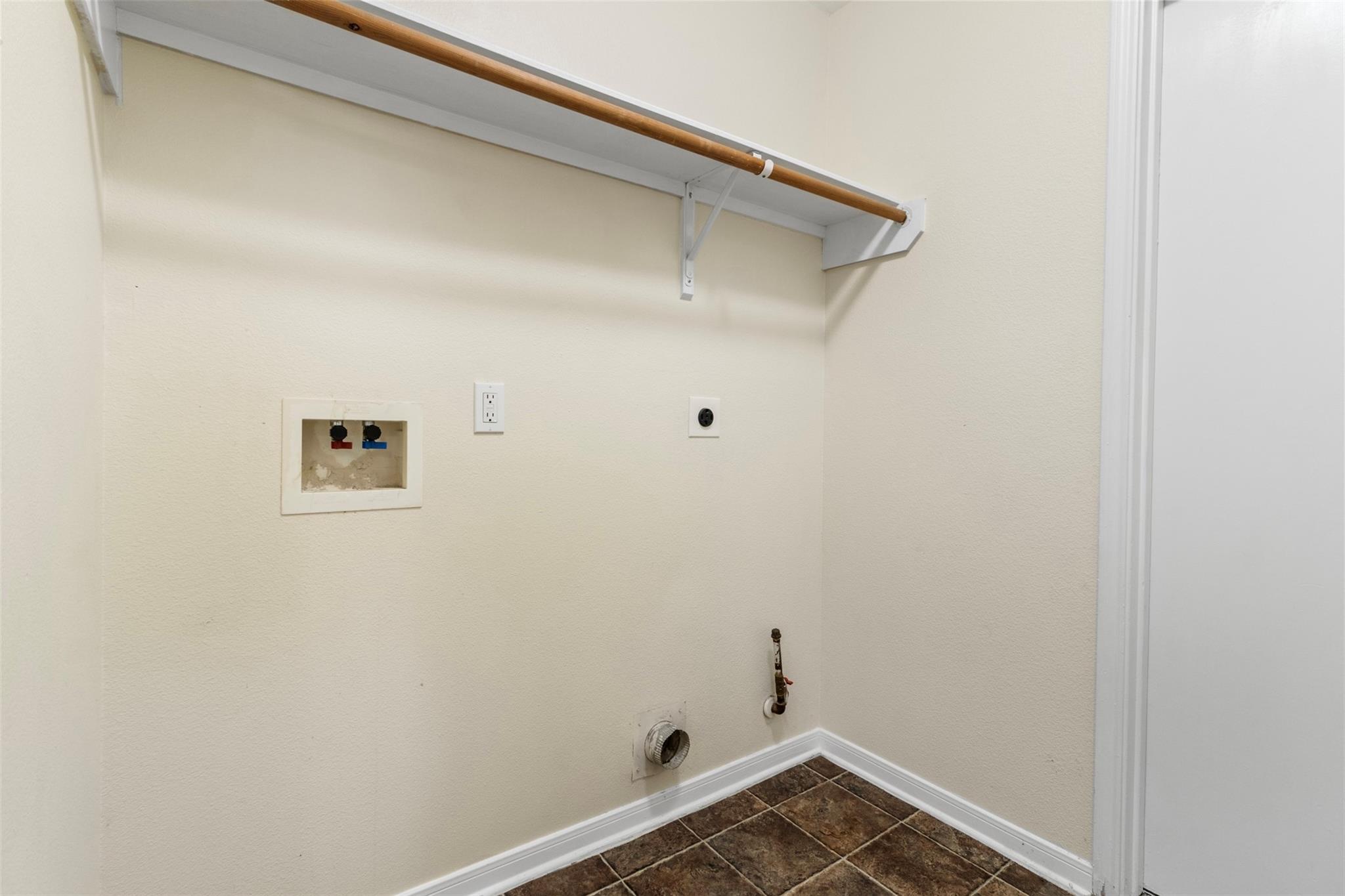 3614 Winstrome Court