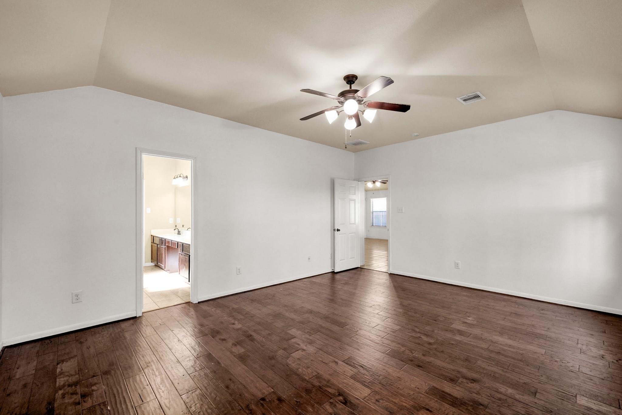 23310 E Pine Ivy Ln Lane