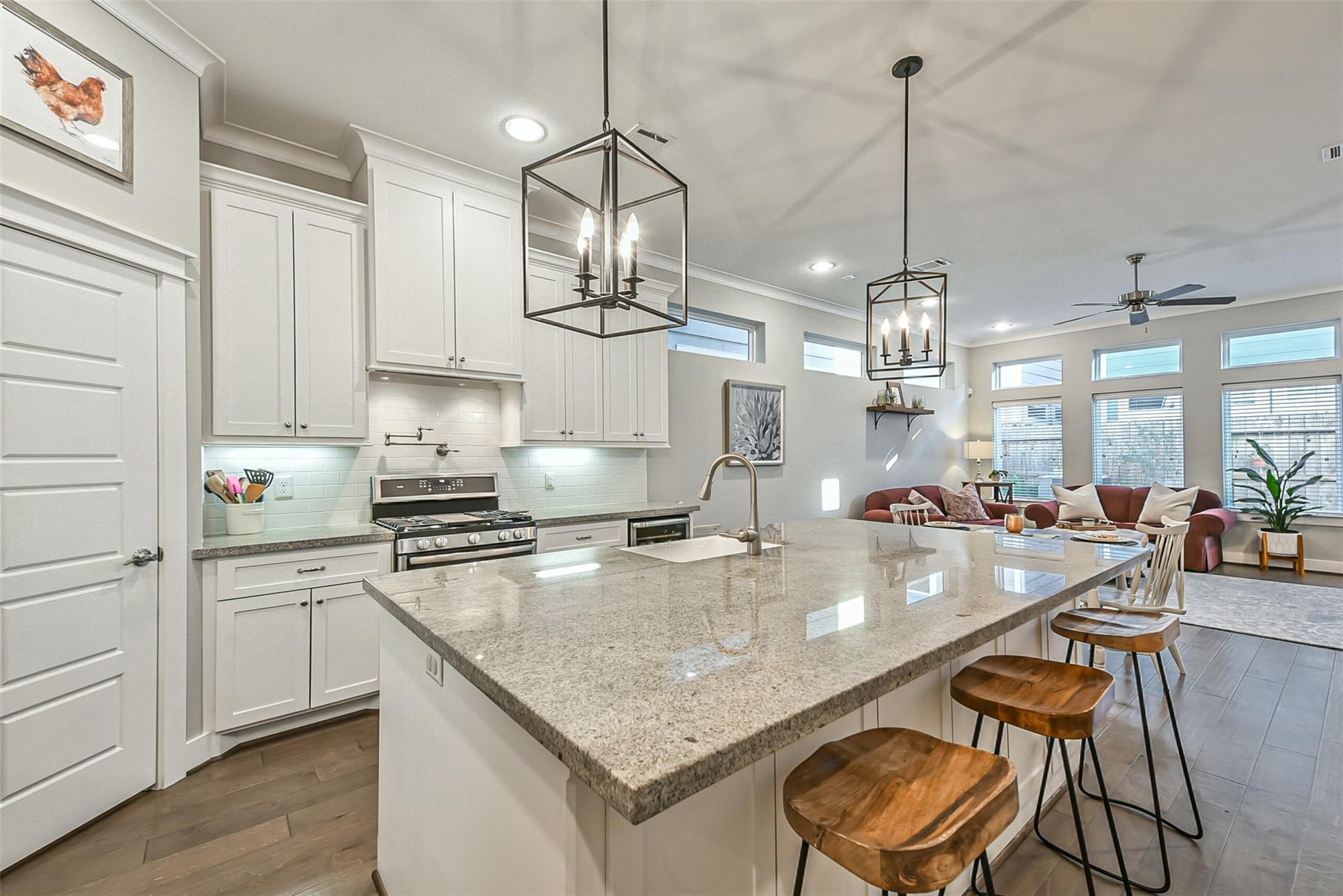 3222 Gillespie Street