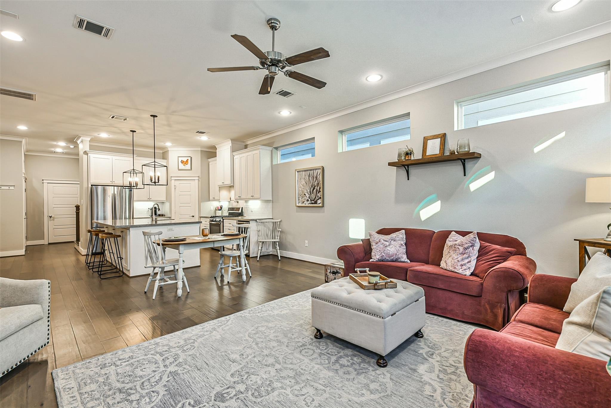 3222 Gillespie Street