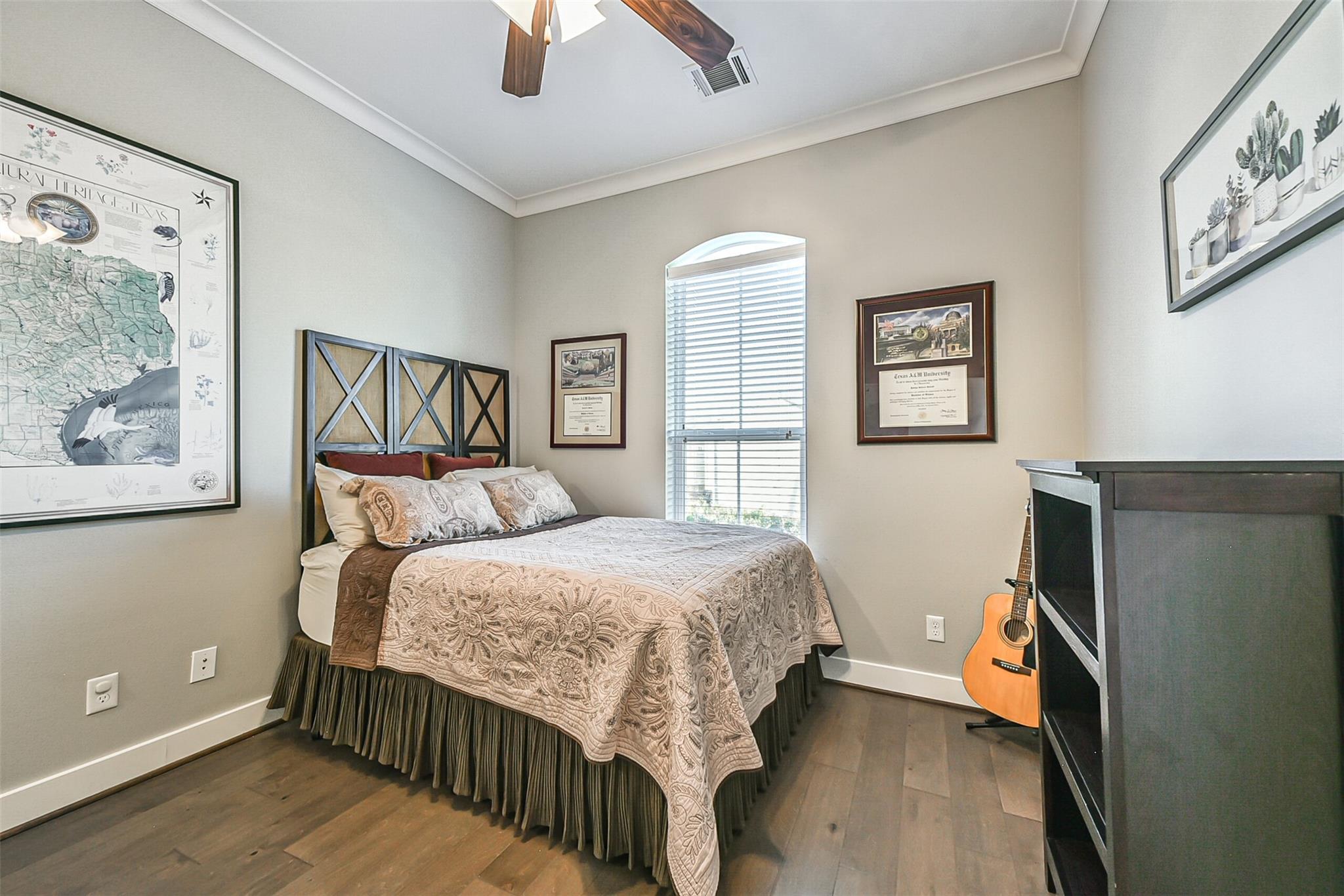 3222 Gillespie Street