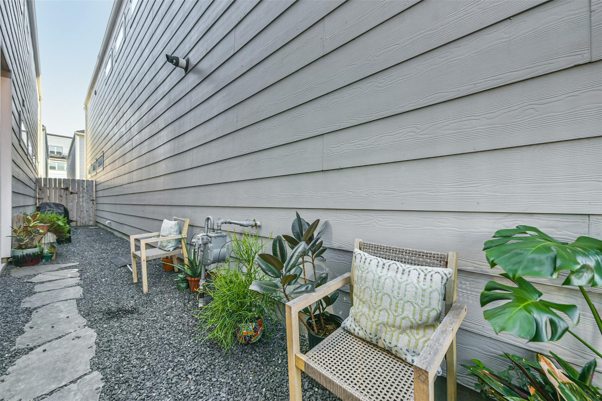 3222 Gillespie Street