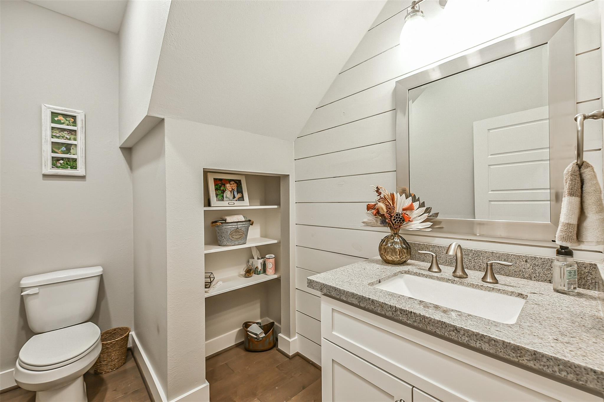 3222 Gillespie Street