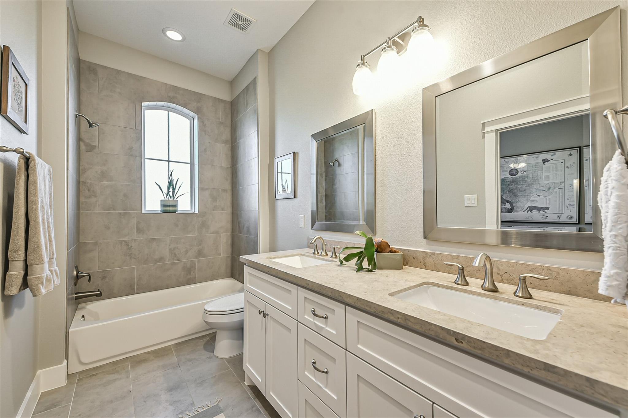 3222 Gillespie Street