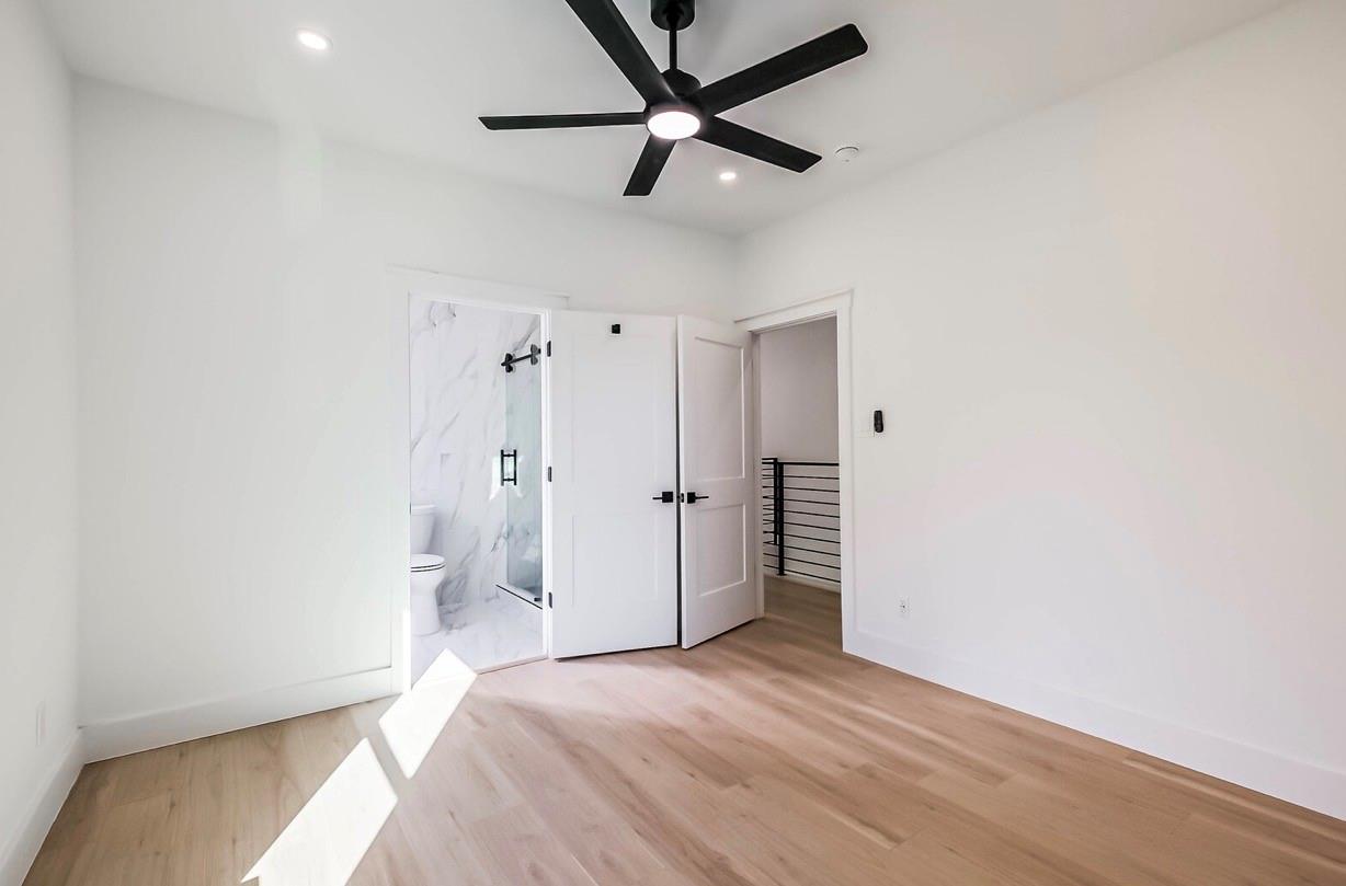 5014 Creekmont Drive