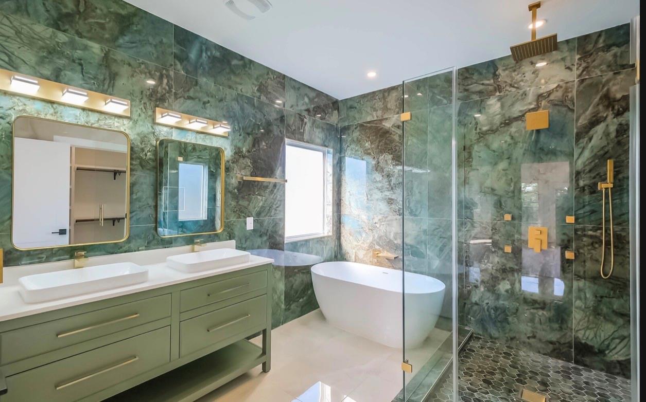 5014 Creekmont Drive