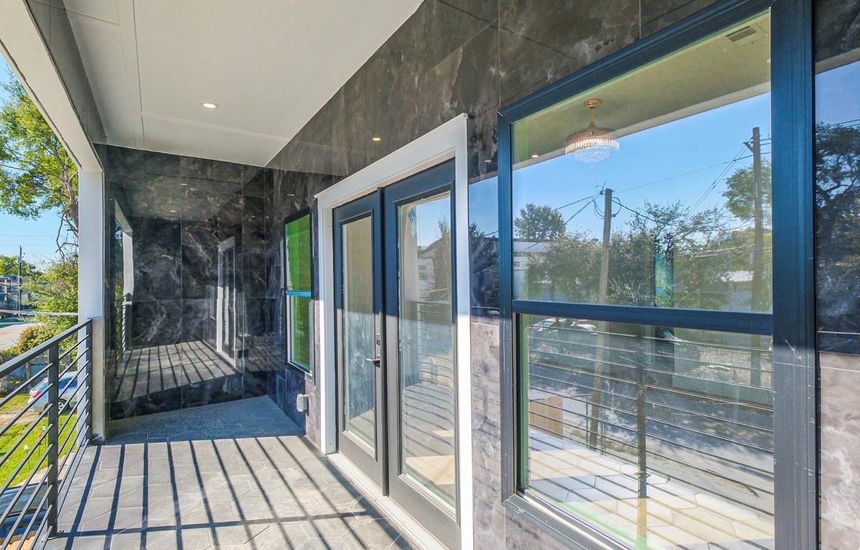 5014 Creekmont Drive