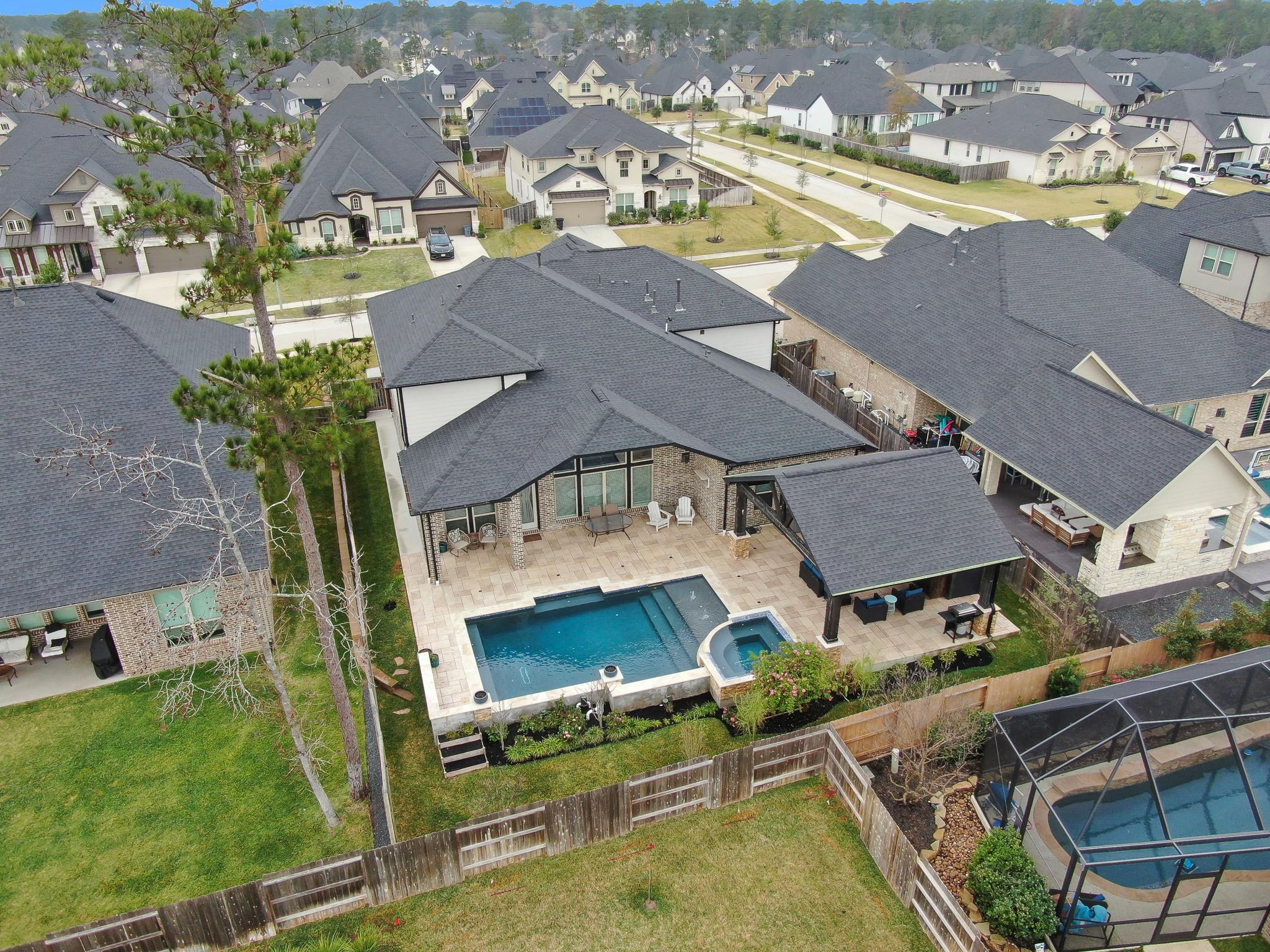 1067 Lakemont Bend Lane